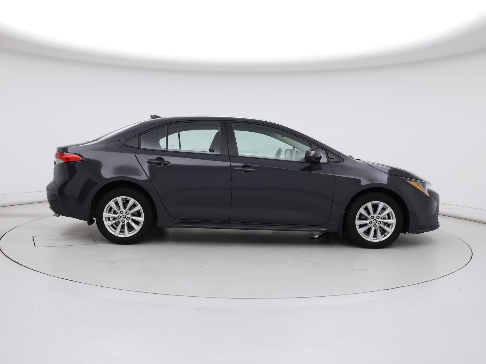 2023 Toyota Corolla LE - Photo 8