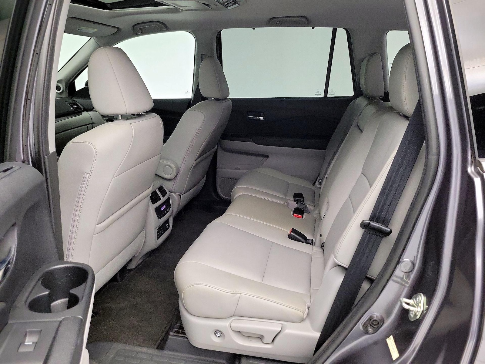 2016 Honda Pilot EX-L - Photo 21
