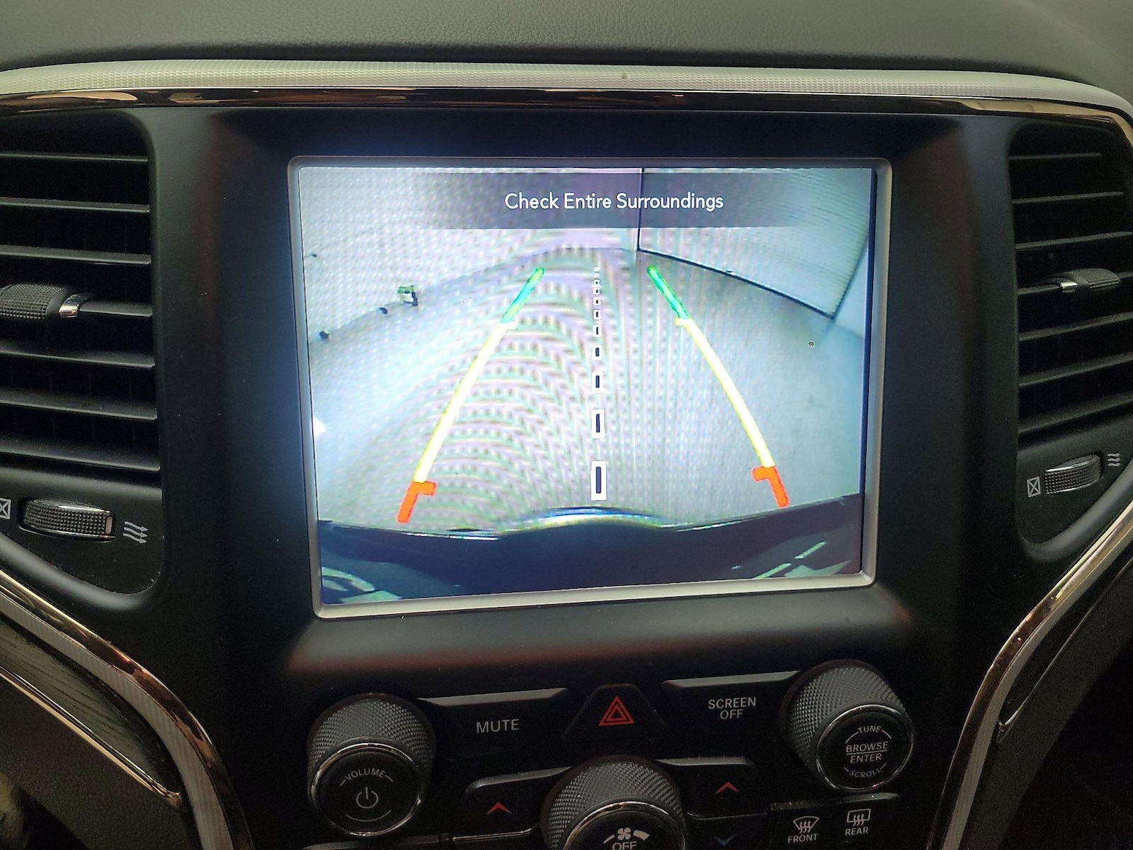 2018 Jeep Grand Cherokee Summit - Photo 16
