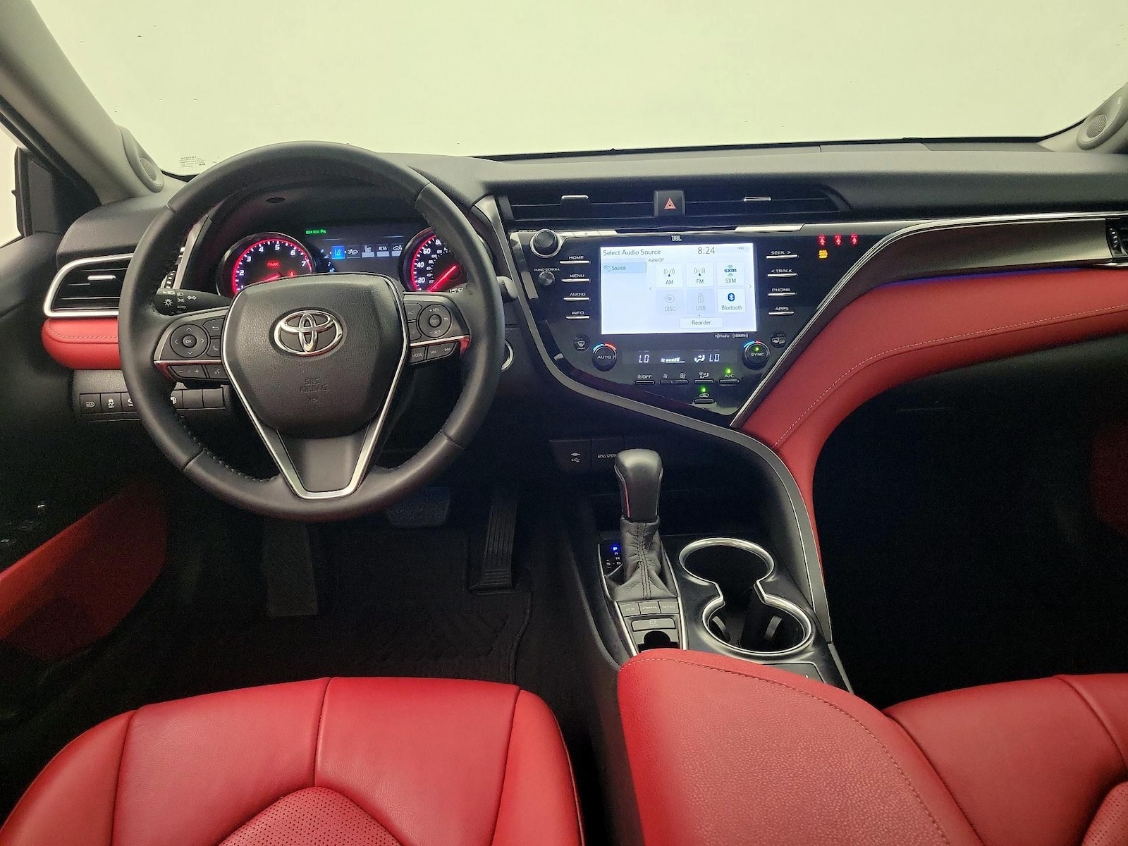 2018 Toyota Camry XSE - Photo 10