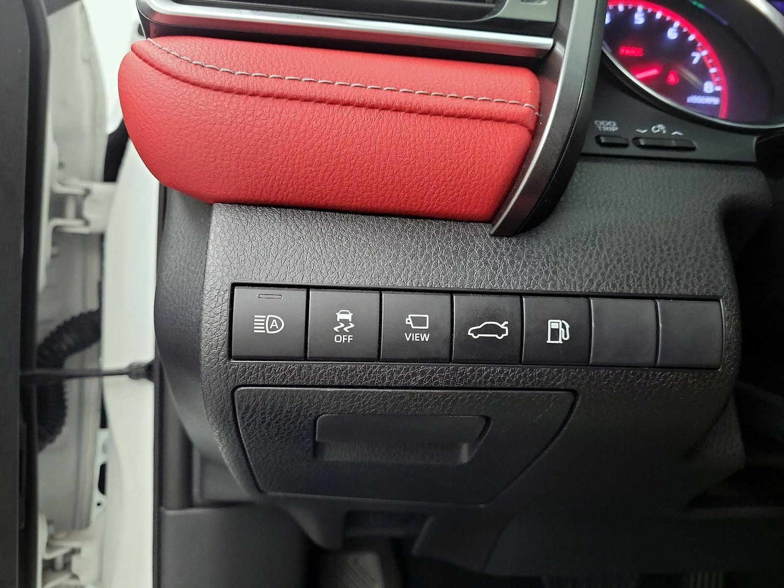 2018 Toyota Camry XSE - Photo 14