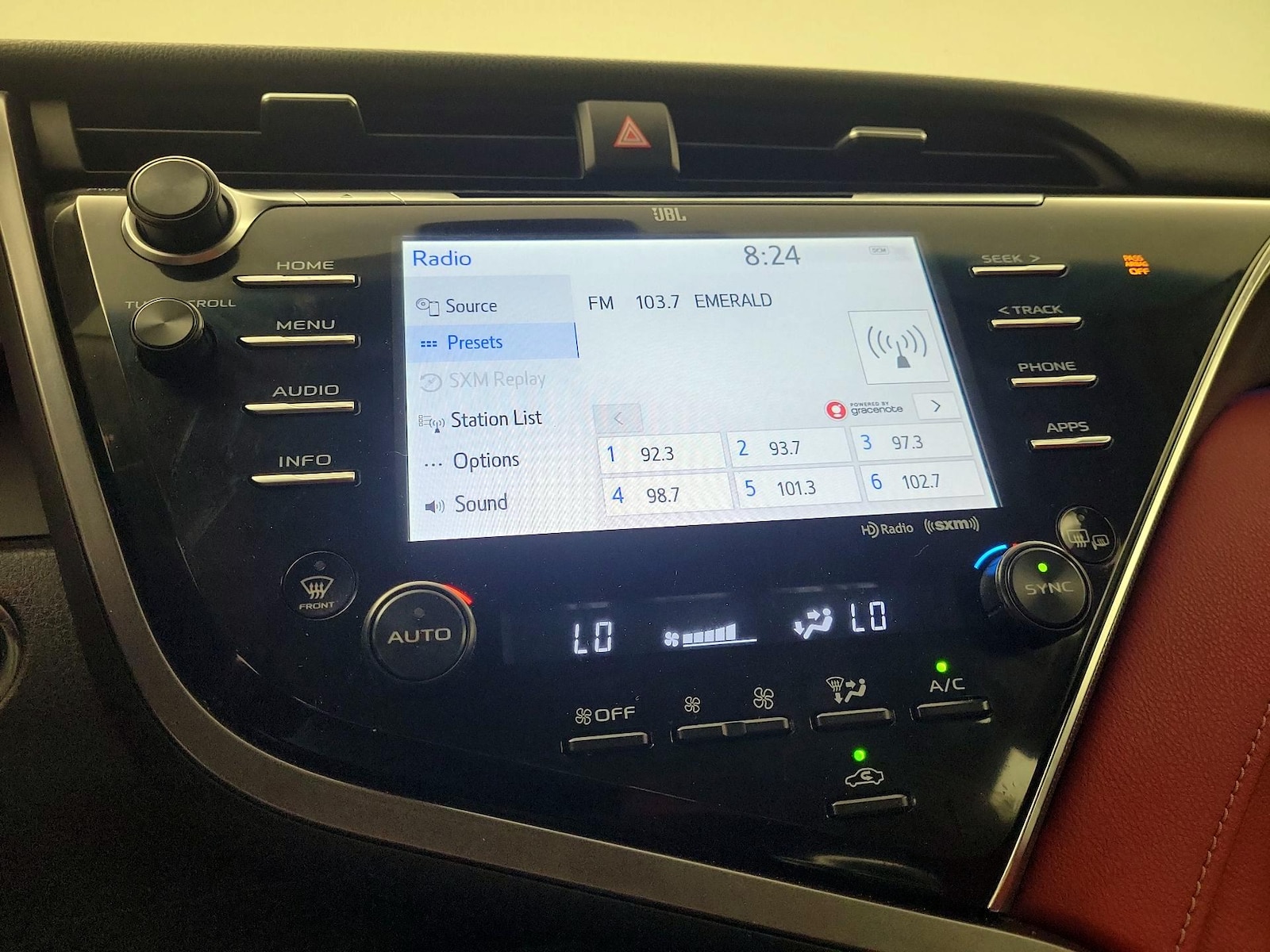 2018 Toyota Camry XSE - Photo 16