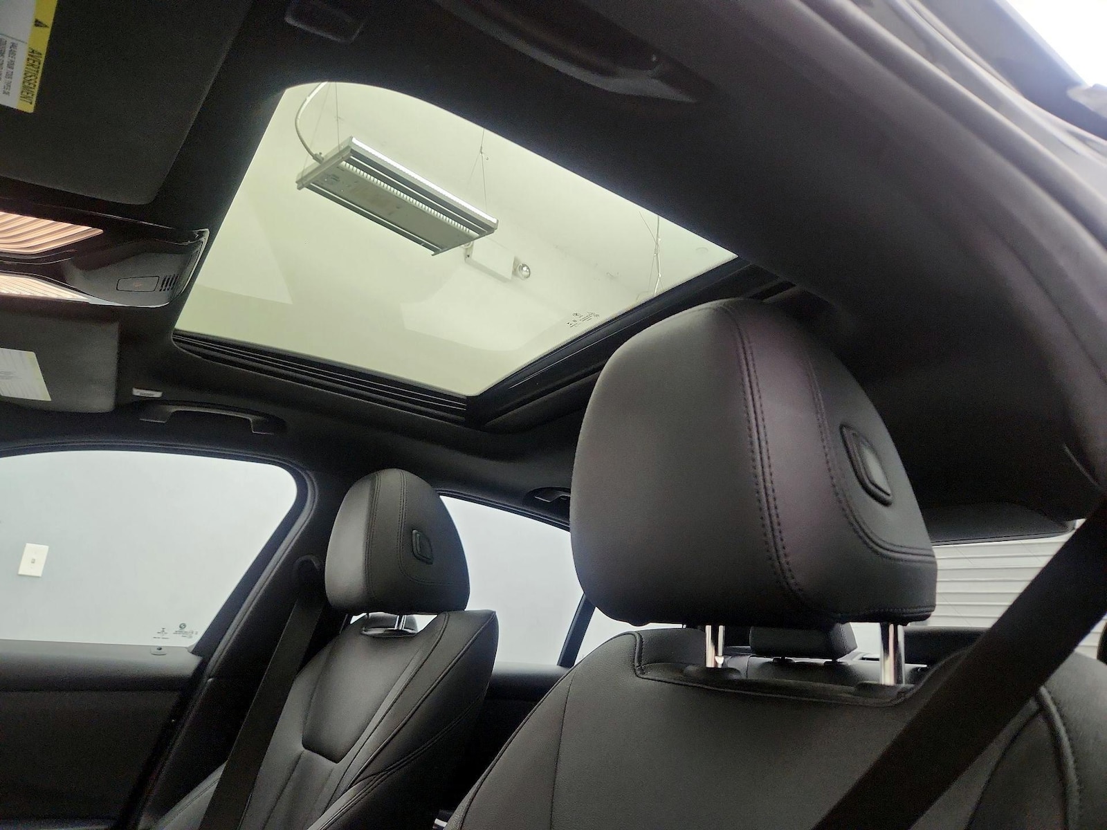 2021 BMW 3 Series 330i - Photo 21
