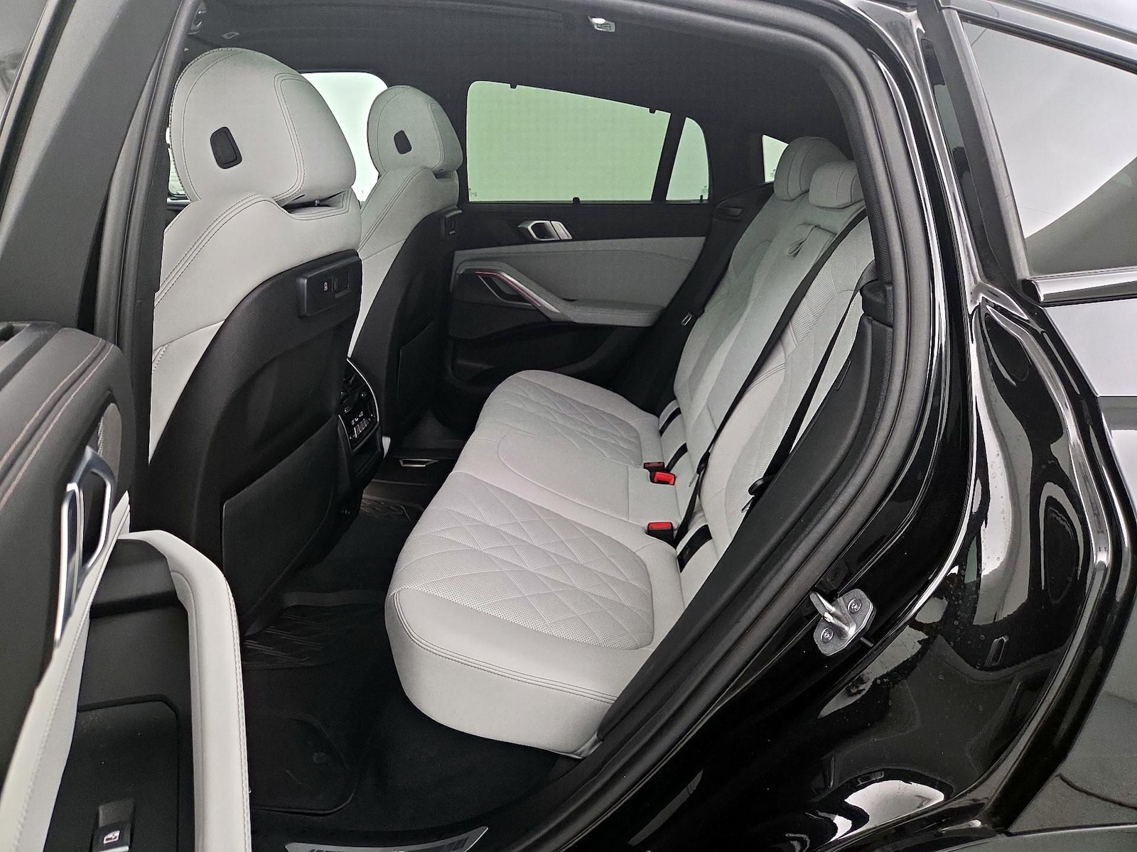 Rear Air Conditioning