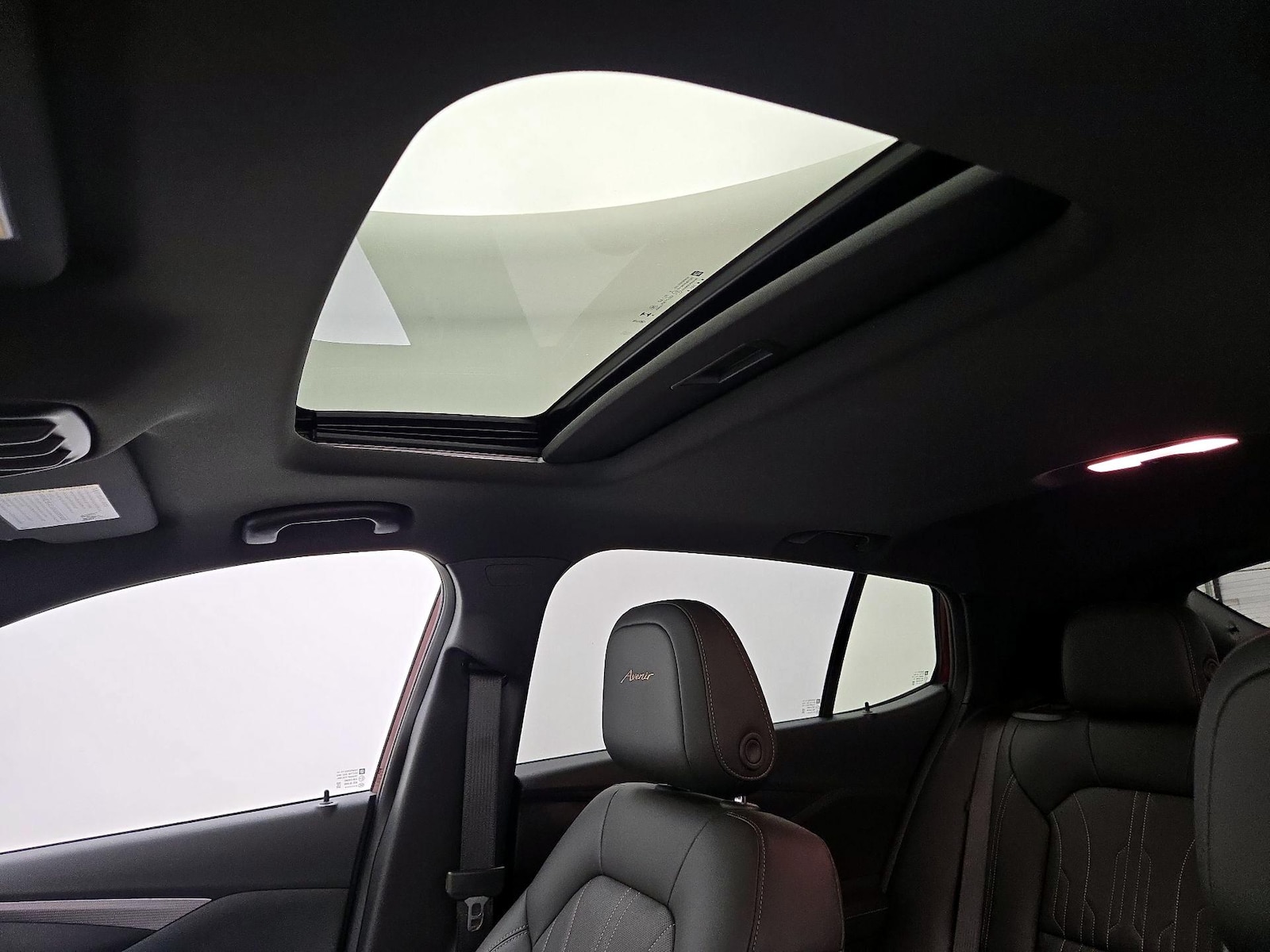 2025 Buick Envista Avenir - Photo 20