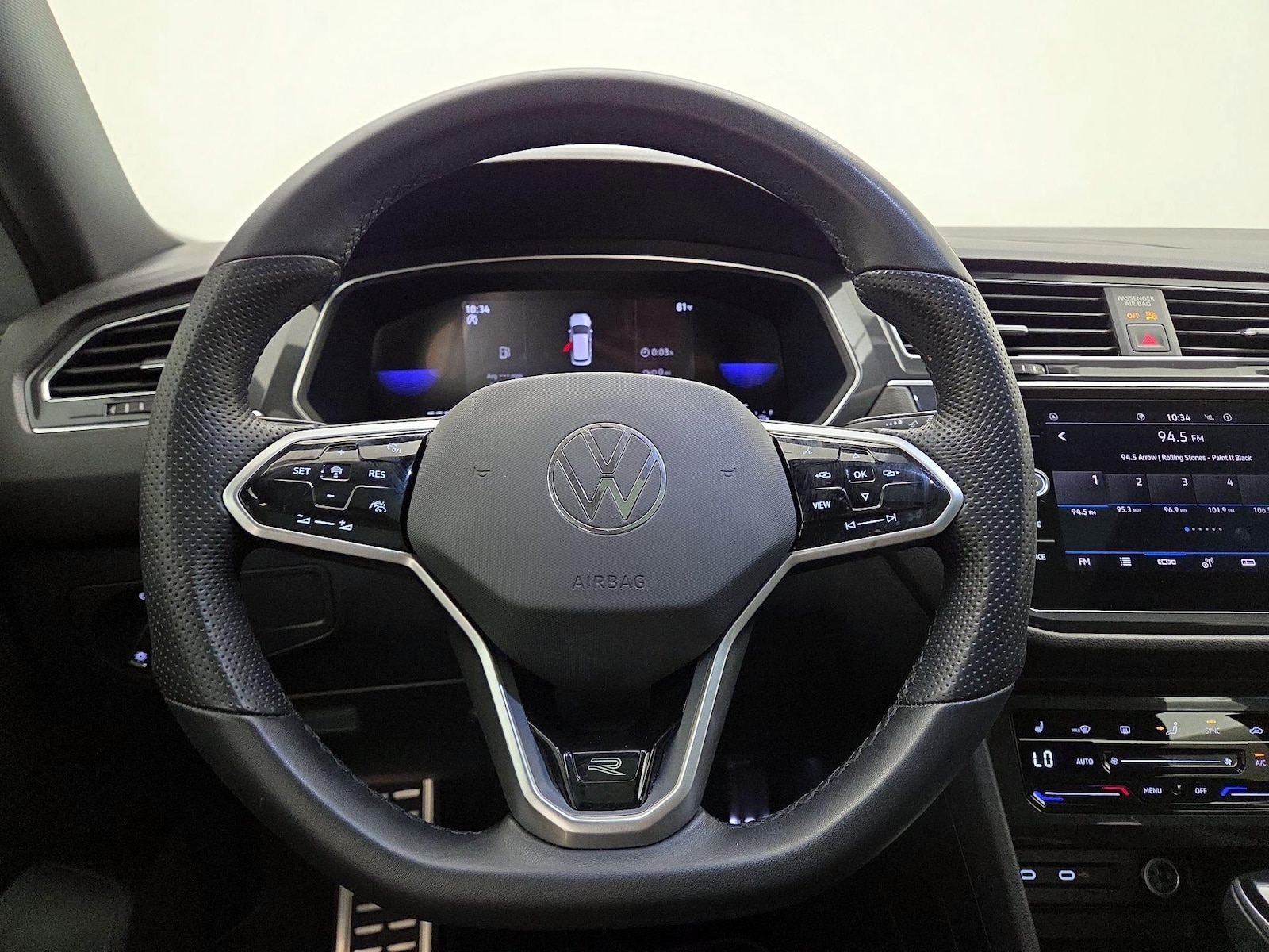 2023 Volkswagen Tiguan SE R-LINE BLACK - Photo 11