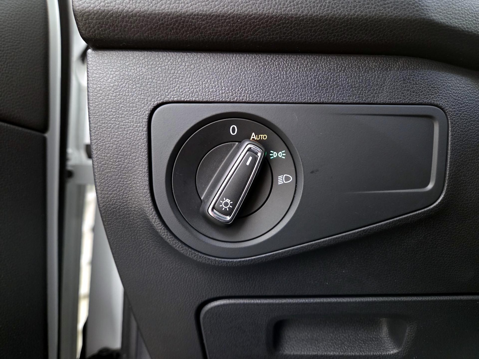 2023 Volkswagen Tiguan SE R-LINE BLACK - Photo 14