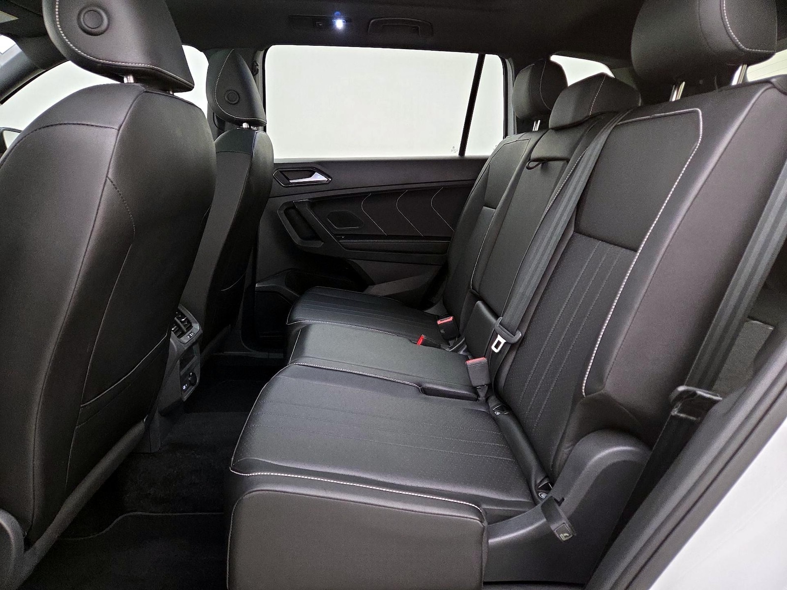 2023 Volkswagen Tiguan SE R-LINE BLACK - Photo 21