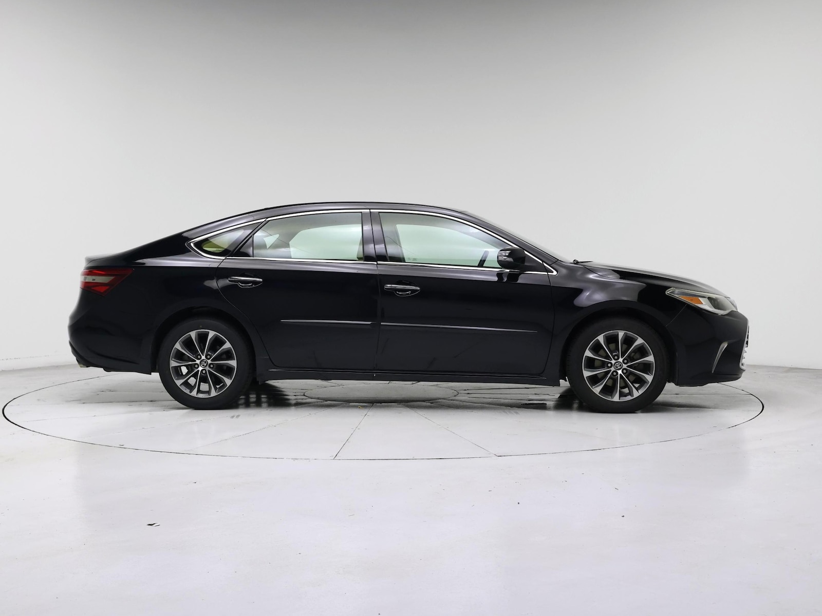 2016 Toyota Avalon XLE Premium - Photo 8