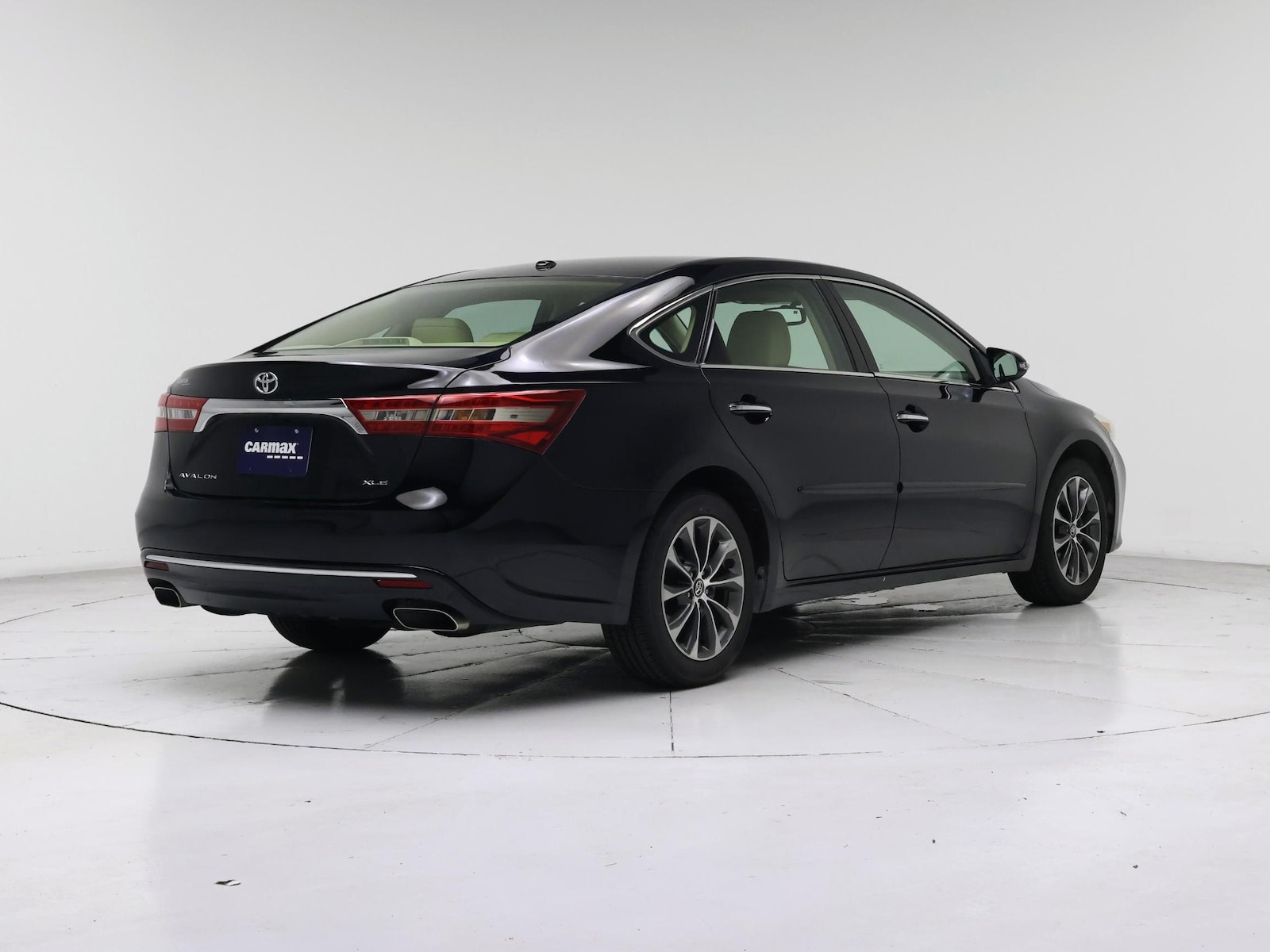 2016 Toyota Avalon XLE Premium - Photo 9