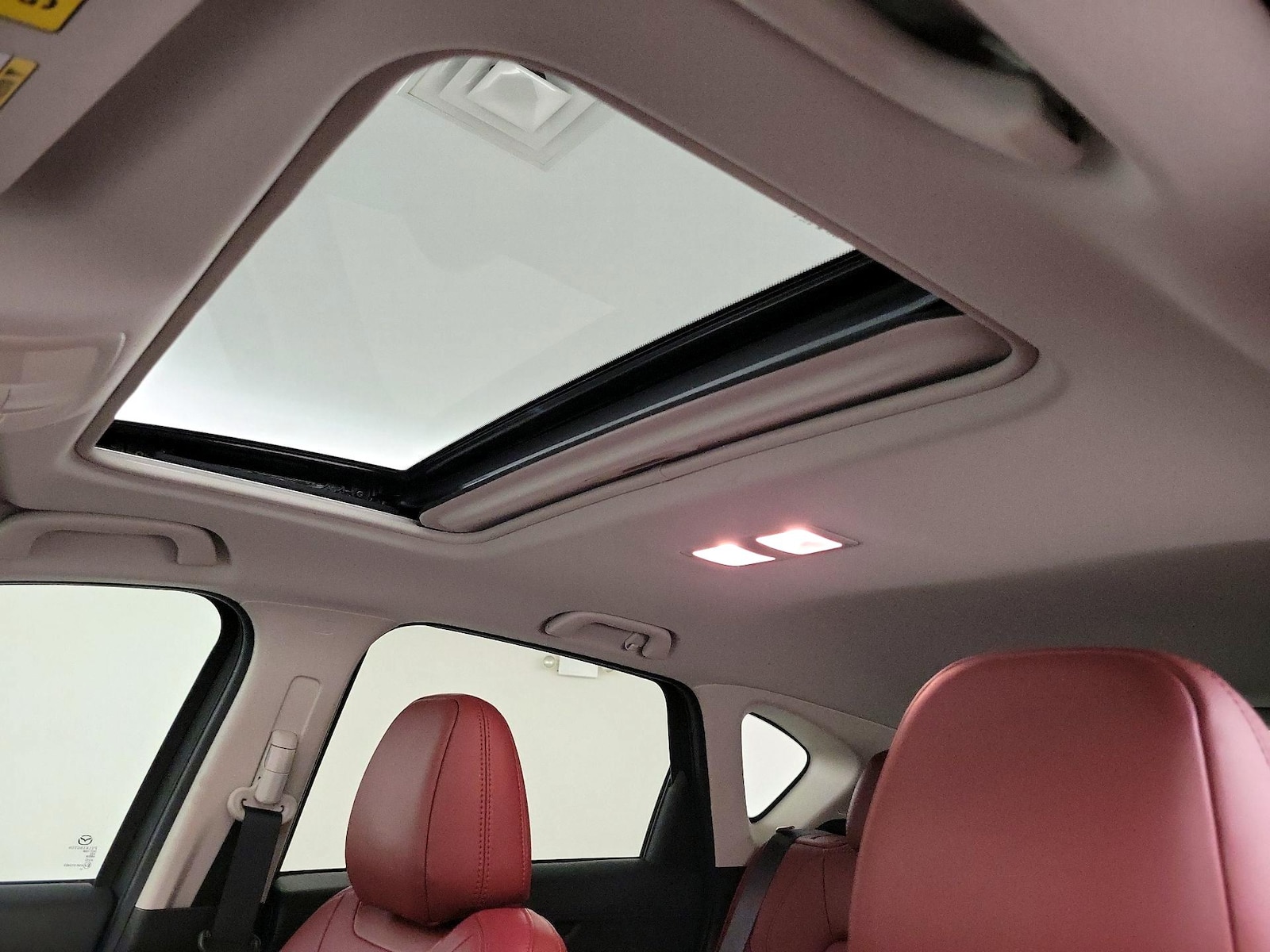 2025 Mazda CX-5 S Carbon Edition - Photo 21