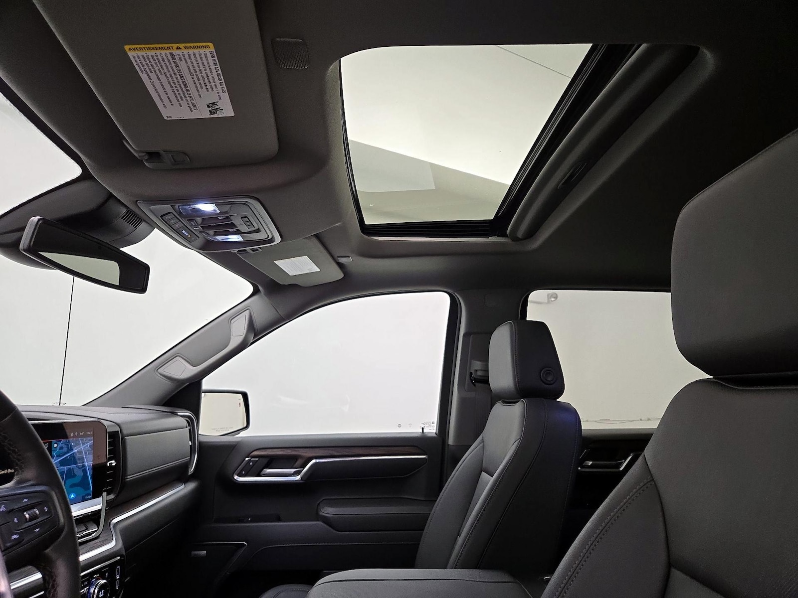 Sunroof(s) & Overhead Airbags