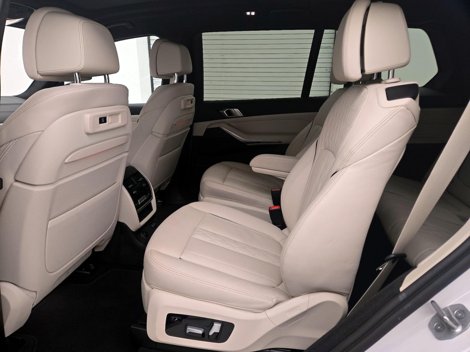 2022 BMW X7 40i - Photo 22