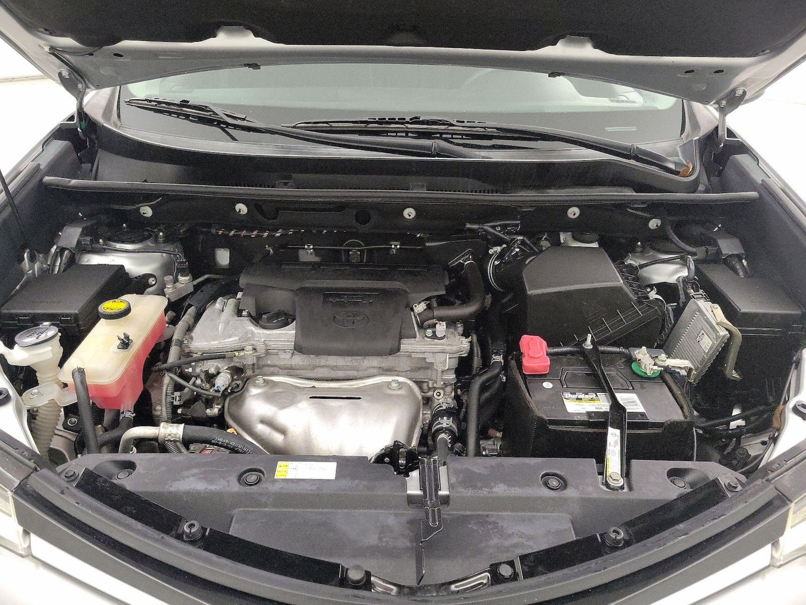 2018 Toyota RAV4 LE - Photo 22