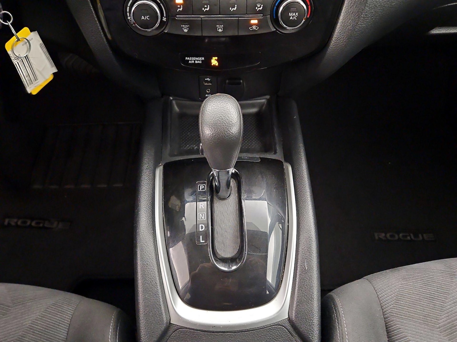 2016 Nissan Rogue S - Photo 18