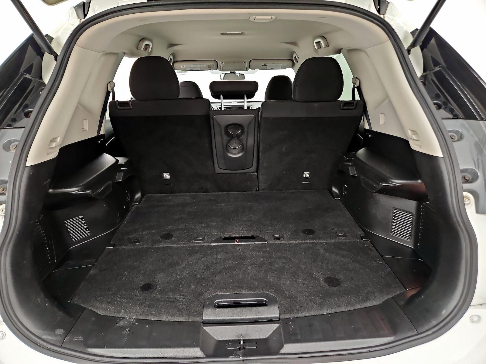 2016 Nissan Rogue S - Photo 21