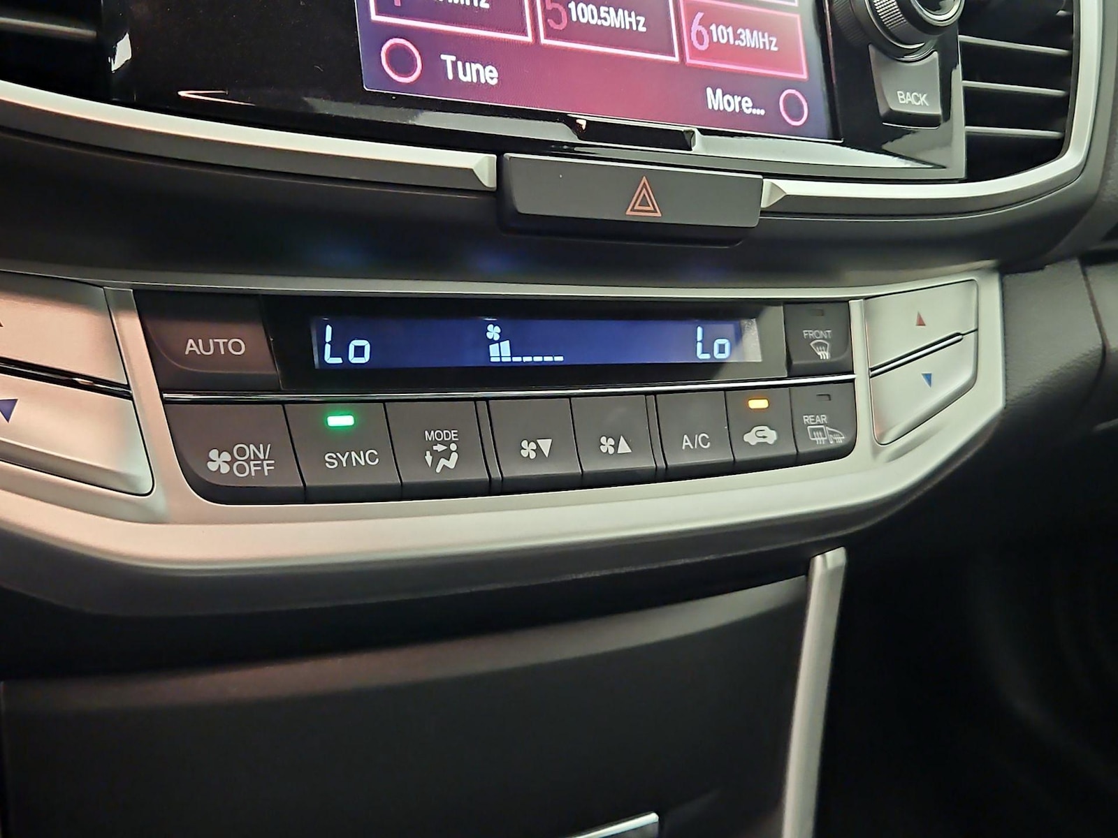 2014 Honda Accord EX-L - Photo 17