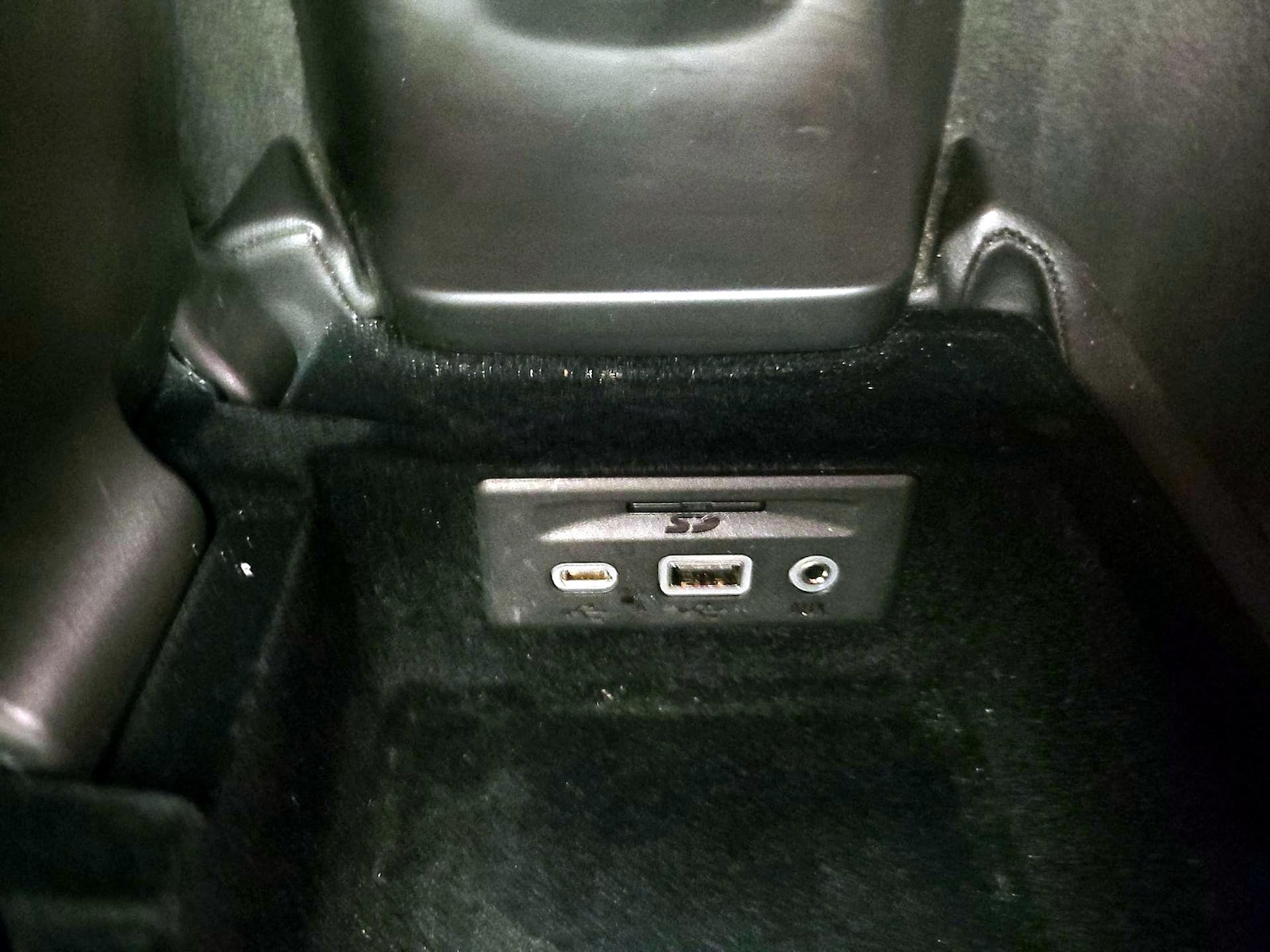 2021 Chevrolet Corvette 2LT - Photo 18