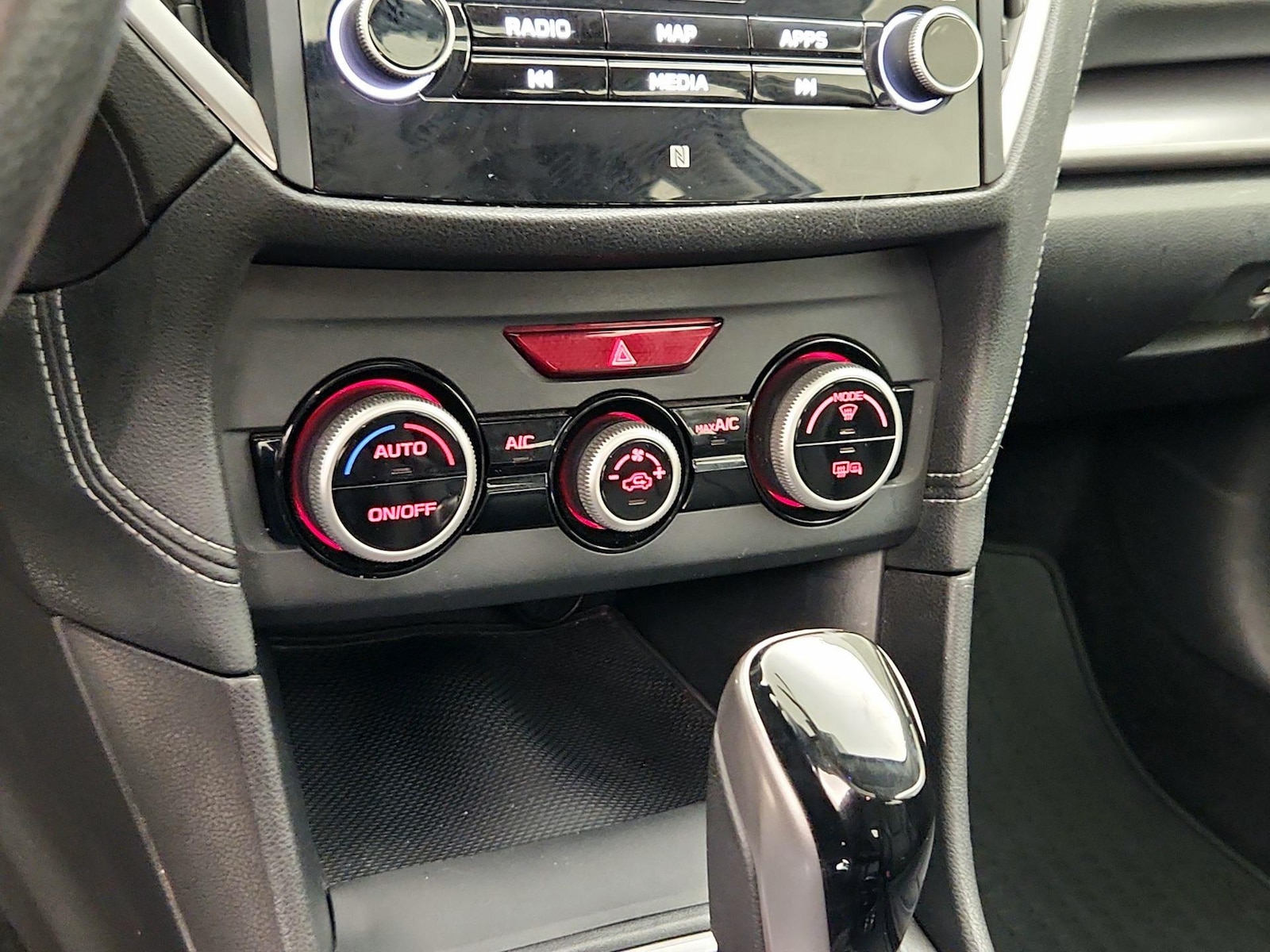 2017 Subaru Impreza Limited - Photo 18