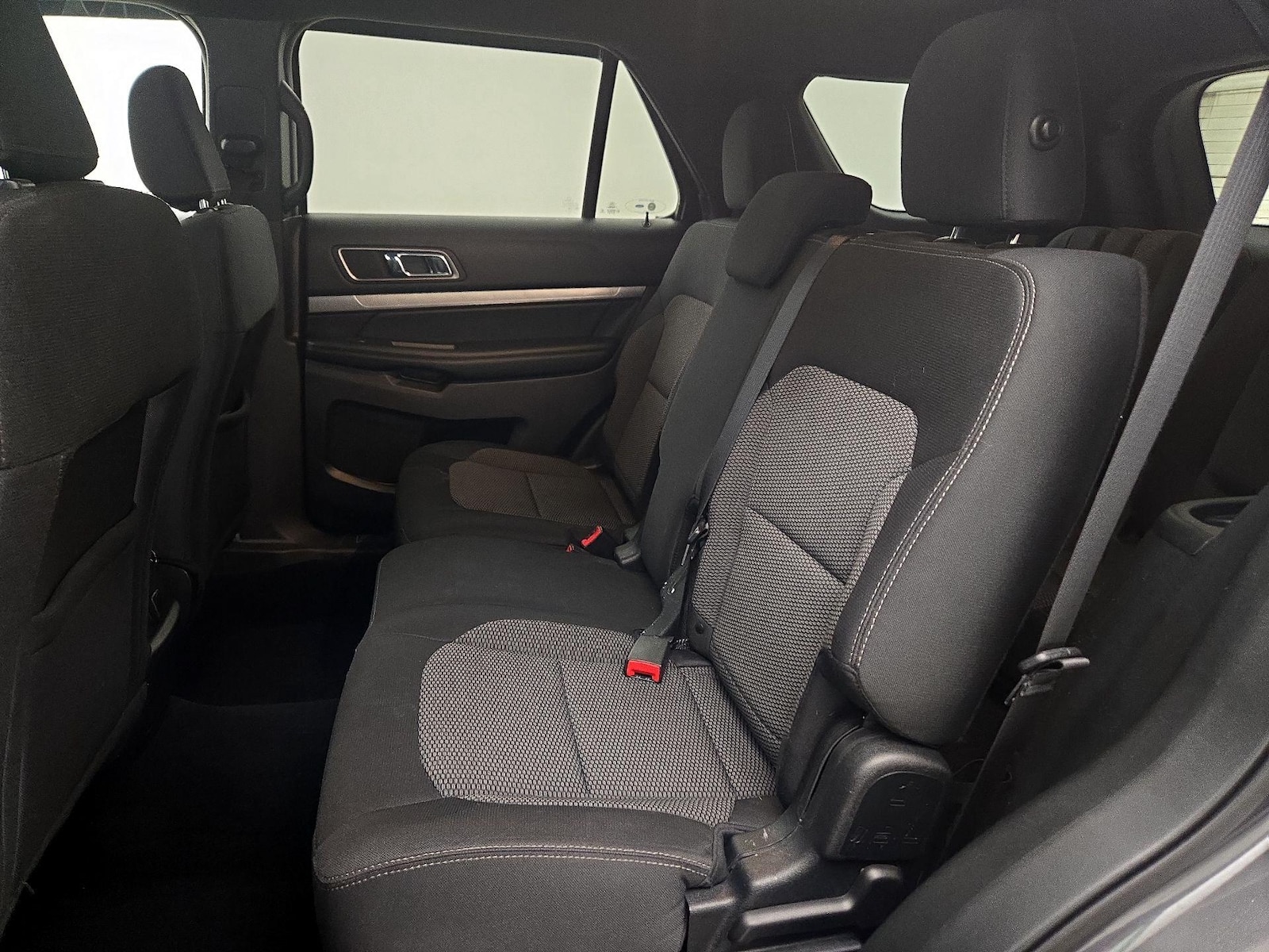 2019 Ford Explorer XLT - Photo 20