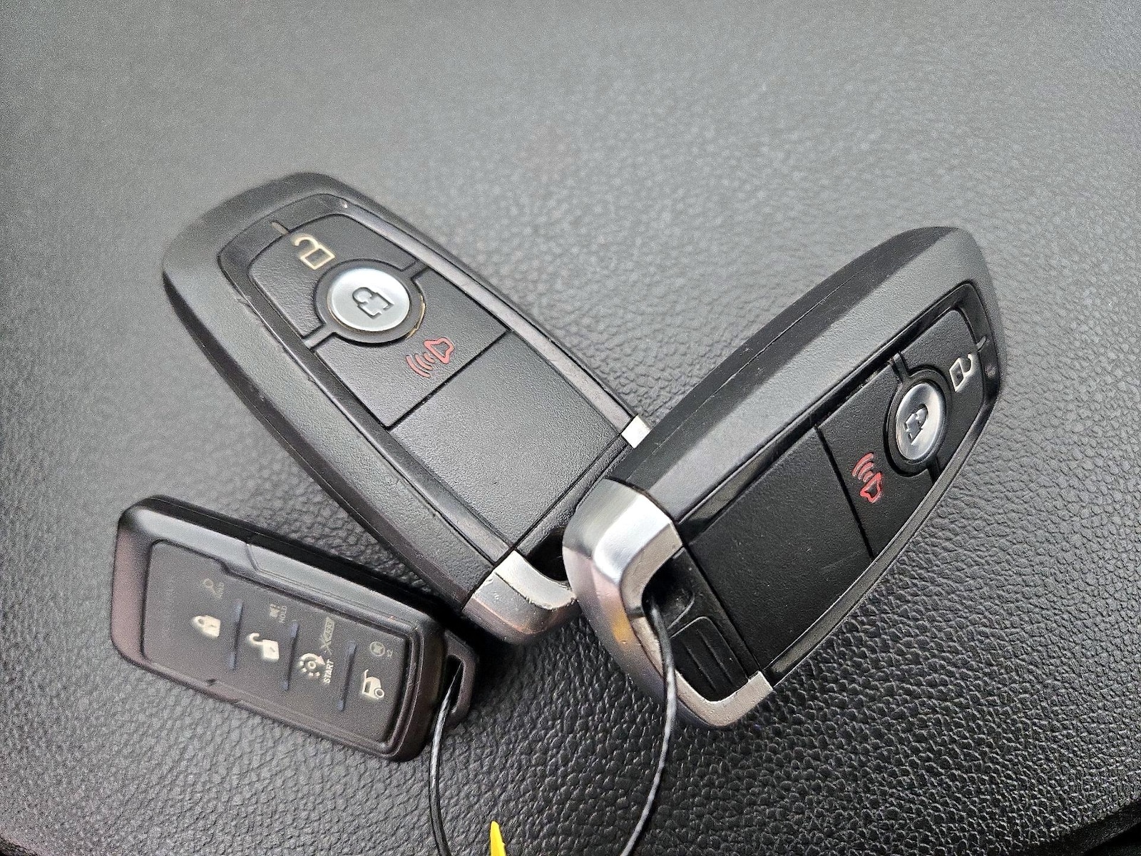 2019 Ford Explorer XLT - Photo 25