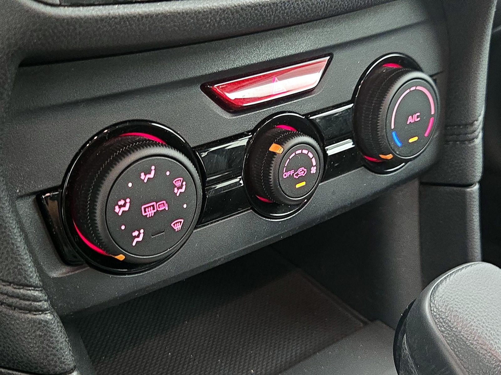 2018 Subaru Impreza Premium - Photo 17