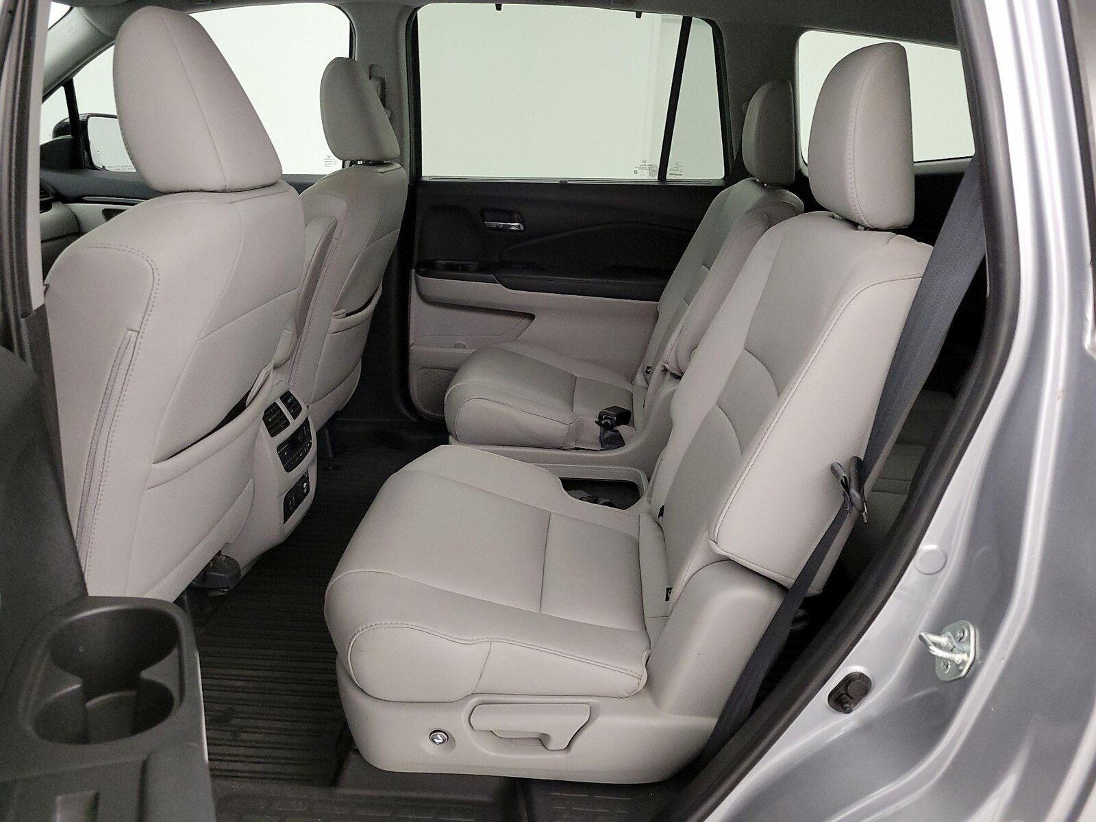 Rear Air Conditioning