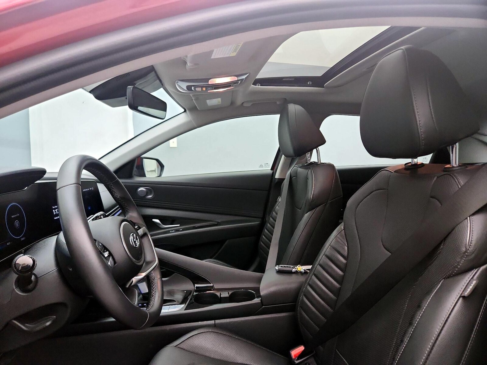 Sunroof(s) & Overhead Airbags