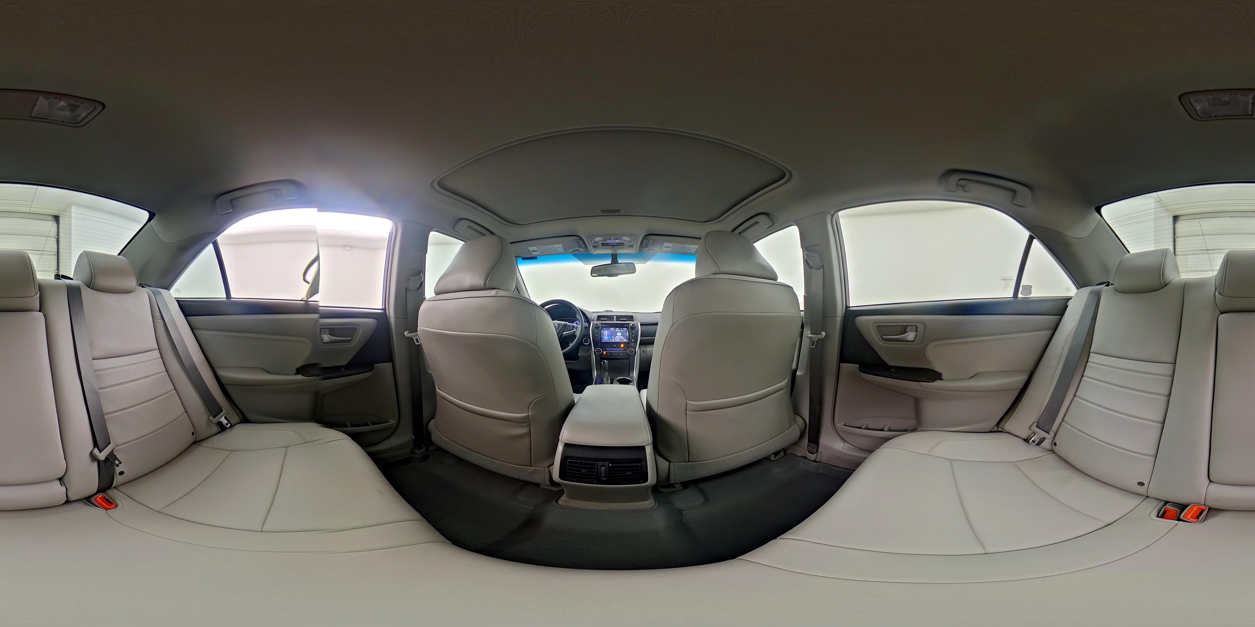2015 Toyota Camry XLE - Photo 26