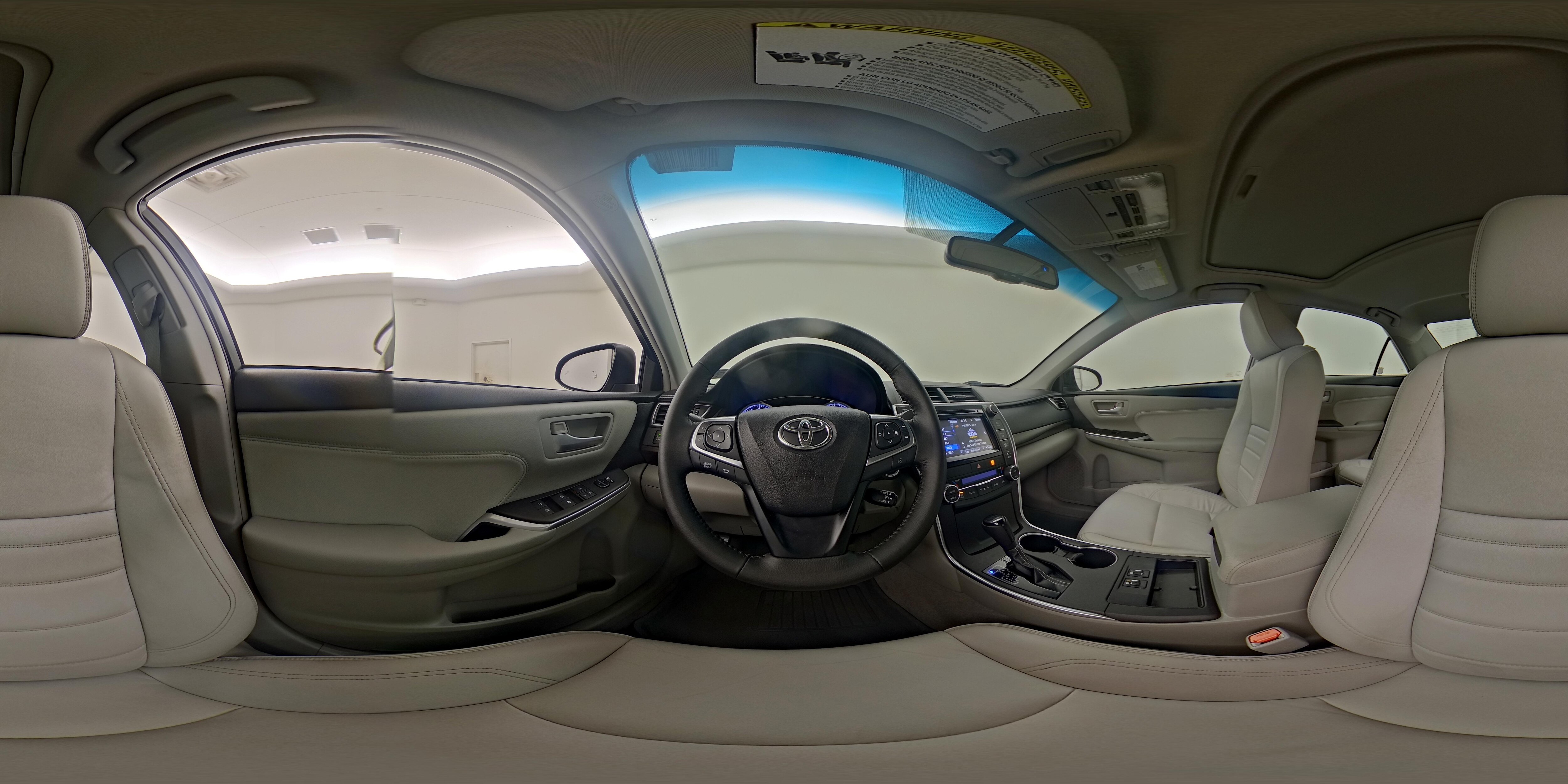 2015 Toyota Camry XLE - Photo 27