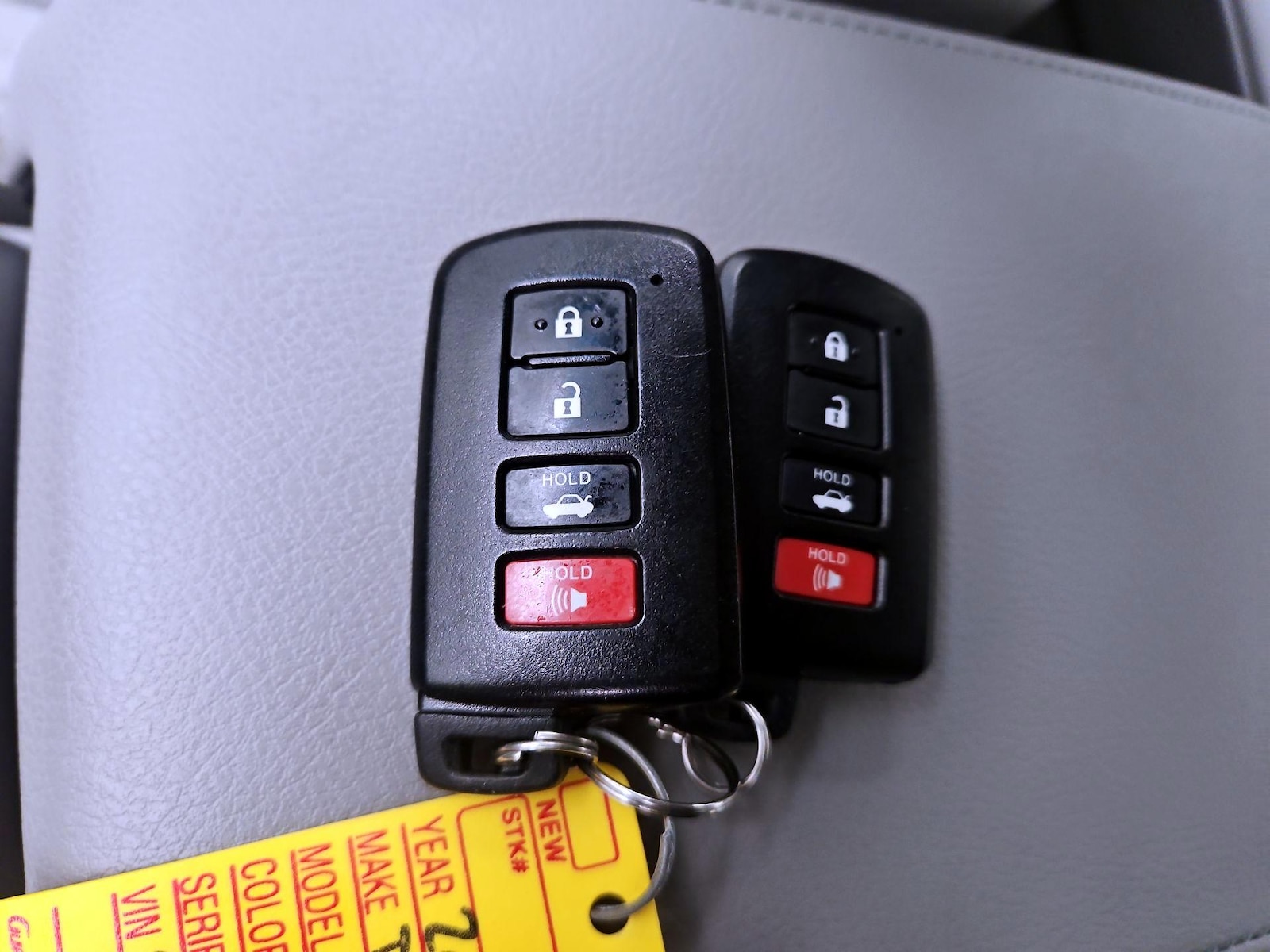 2015 Toyota Camry XLE - Photo 24