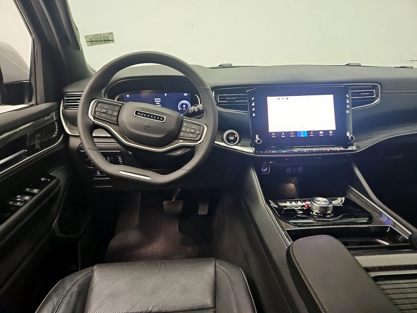 2022 Jeep Wagoneer Series II - Photo 11