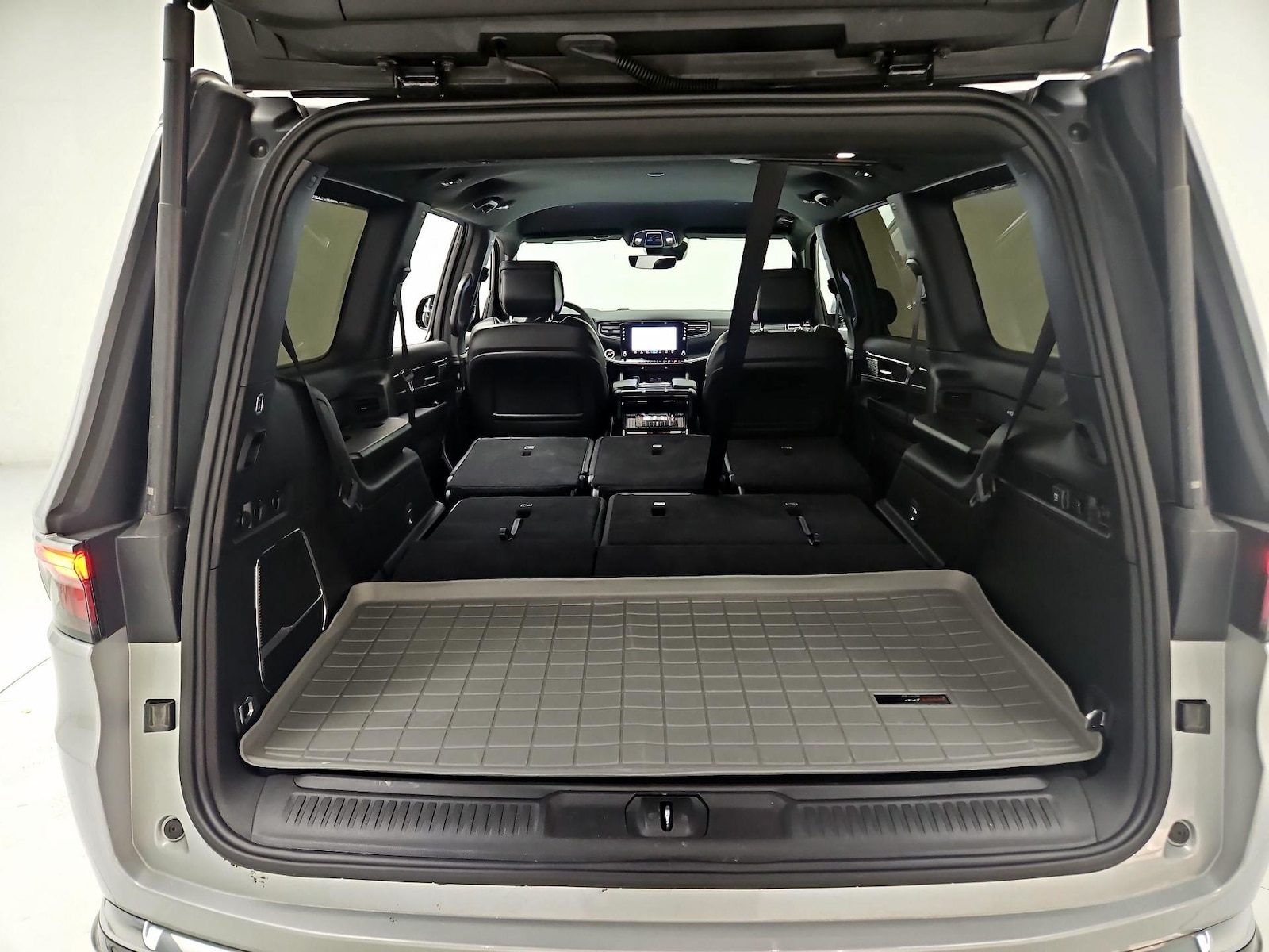 2022 Jeep Wagoneer Series II - Photo 24