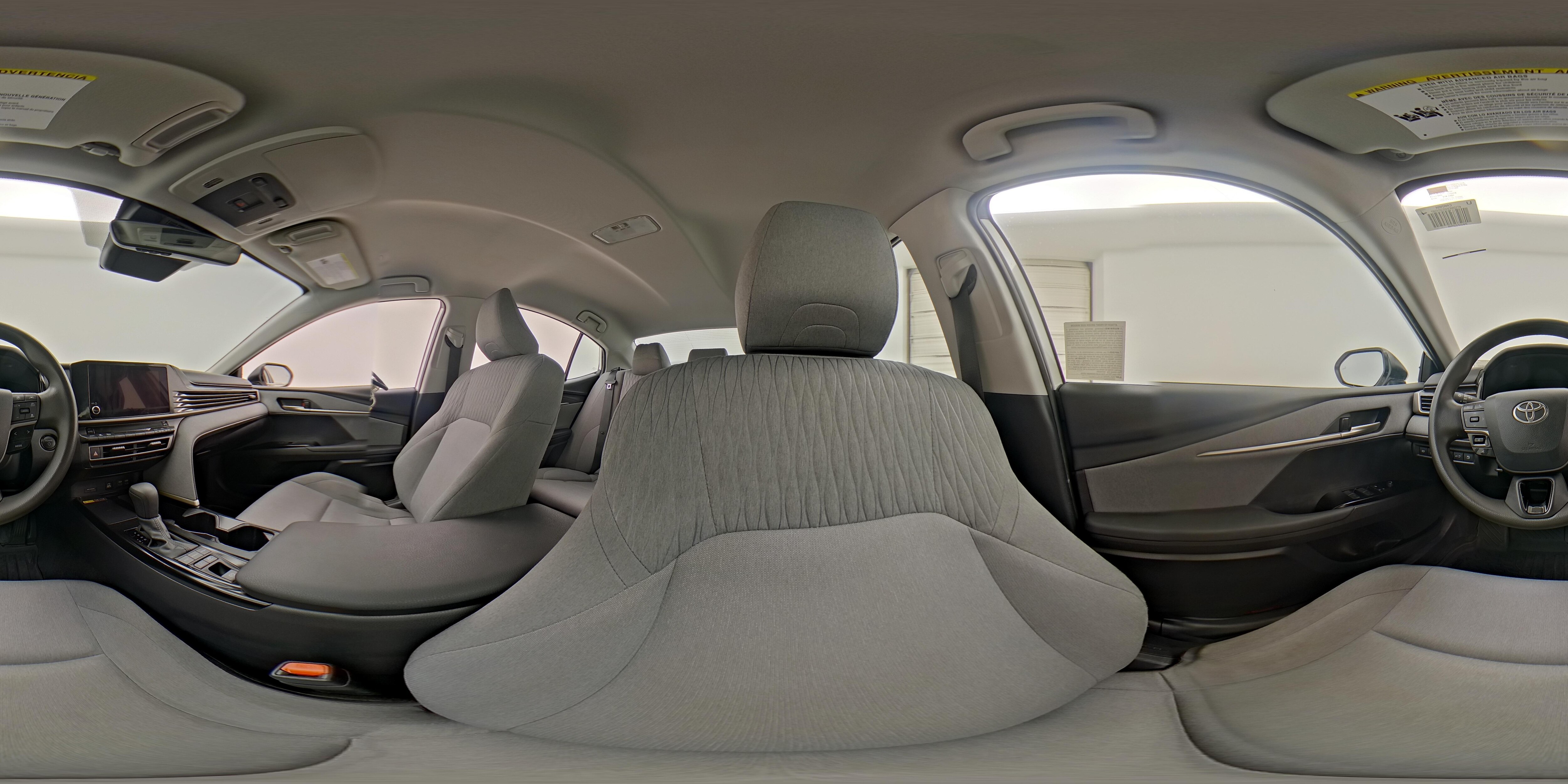 2025 Toyota Camry LE - Photo 26