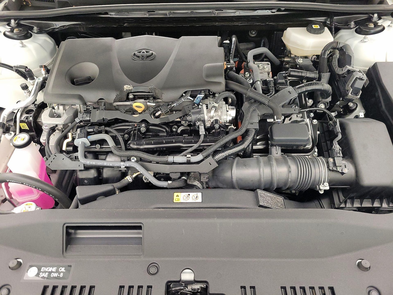 2025 Toyota Camry LE - Photo 22