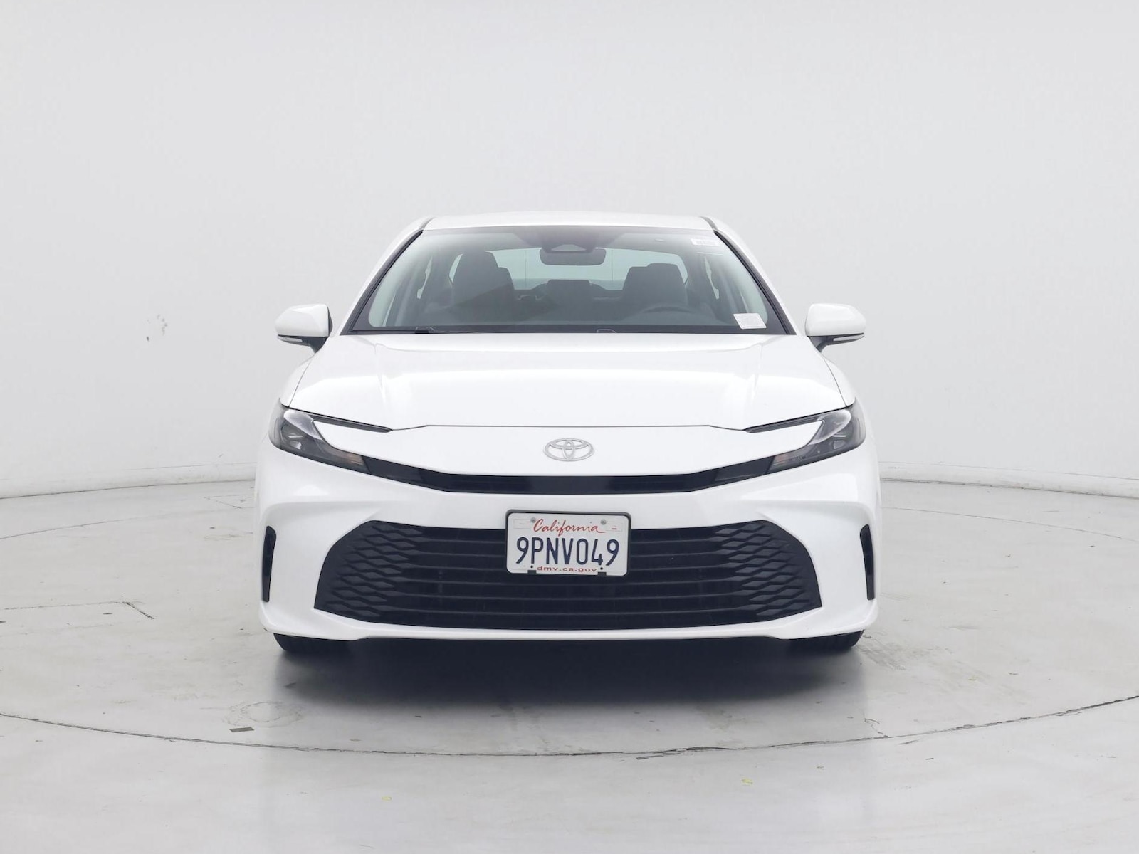 2025 Toyota Camry LE - Photo 6