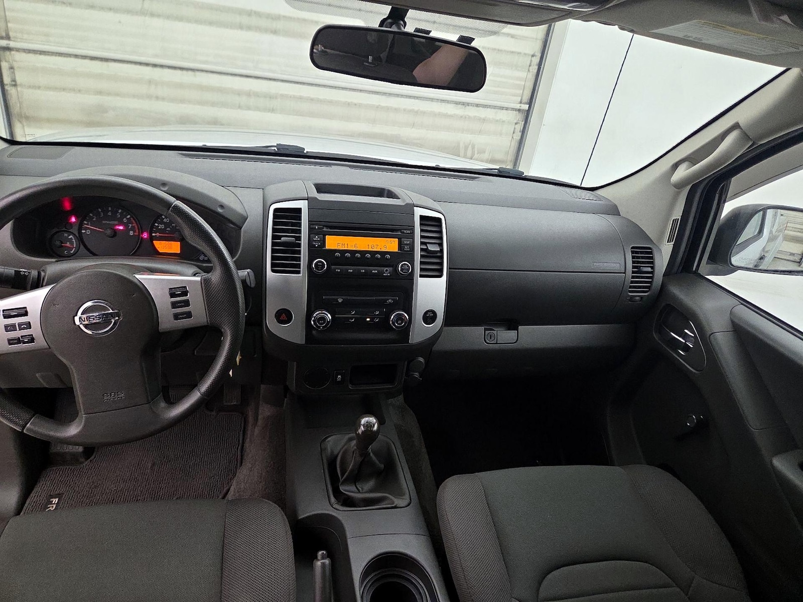 2015 Nissan Frontier S - Photo 10