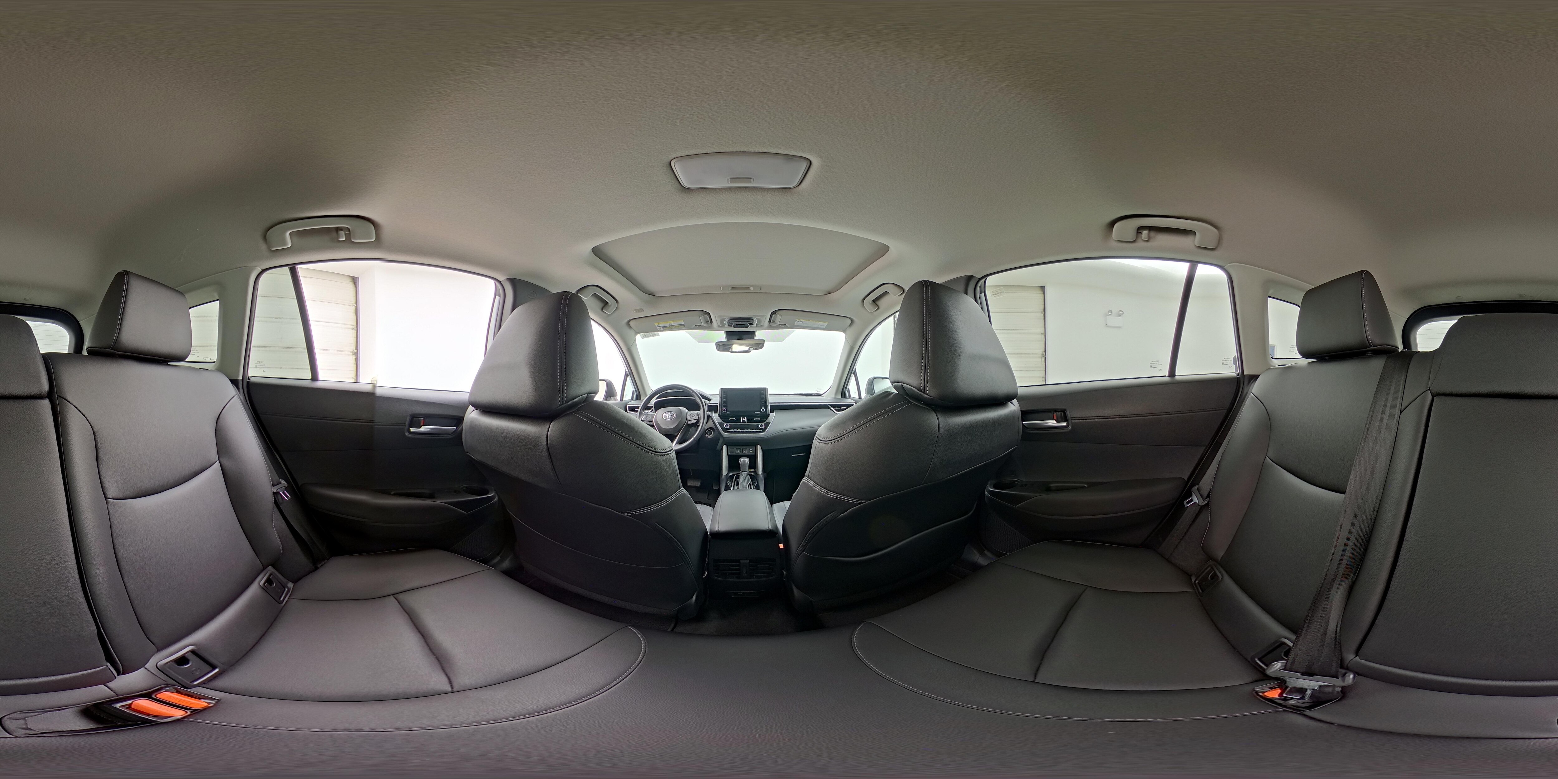 2022 Toyota Corolla Cross XLE - Photo 25