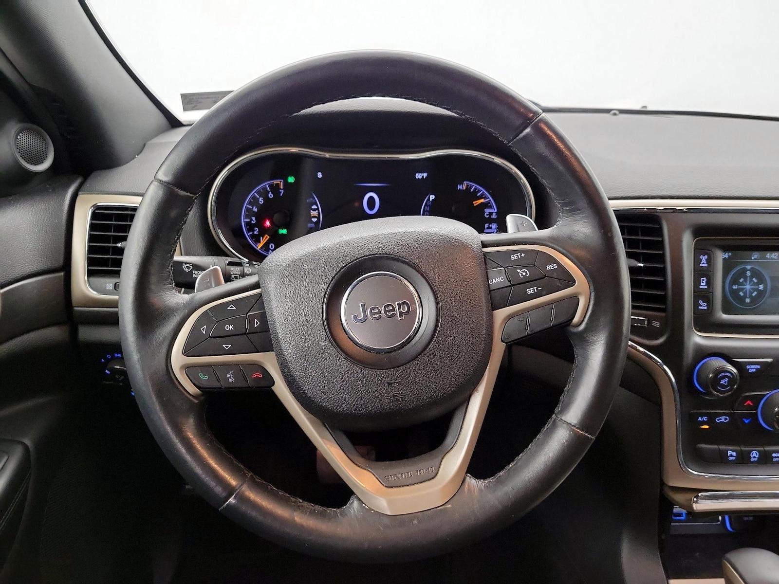 2016 Jeep Grand Cherokee Laredo E - Photo 11