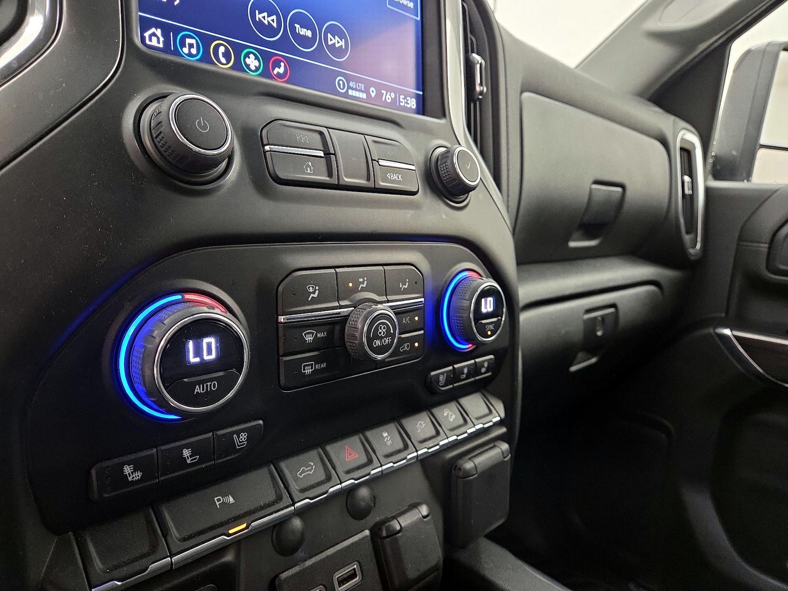 2023 Chevrolet Silverado 2500HD LTZ - Photo 17