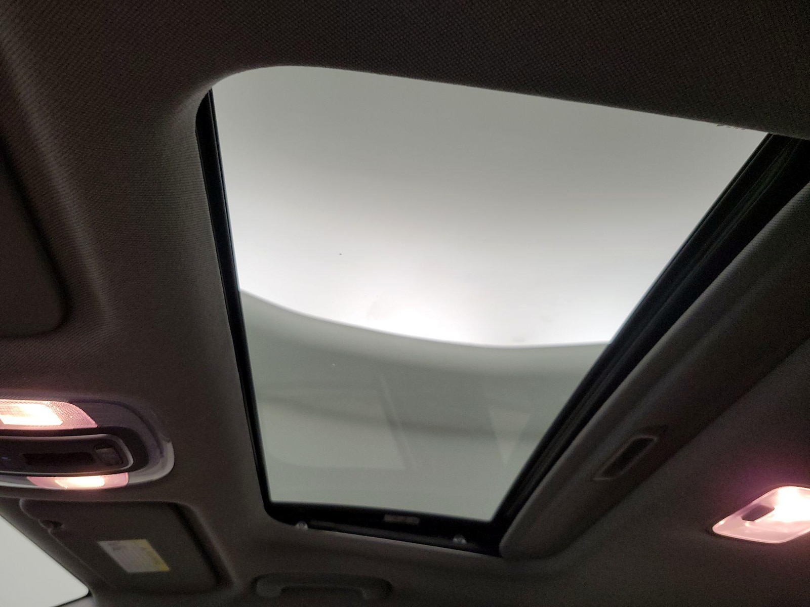 2024 Hyundai Elantra SEL - Photo 21