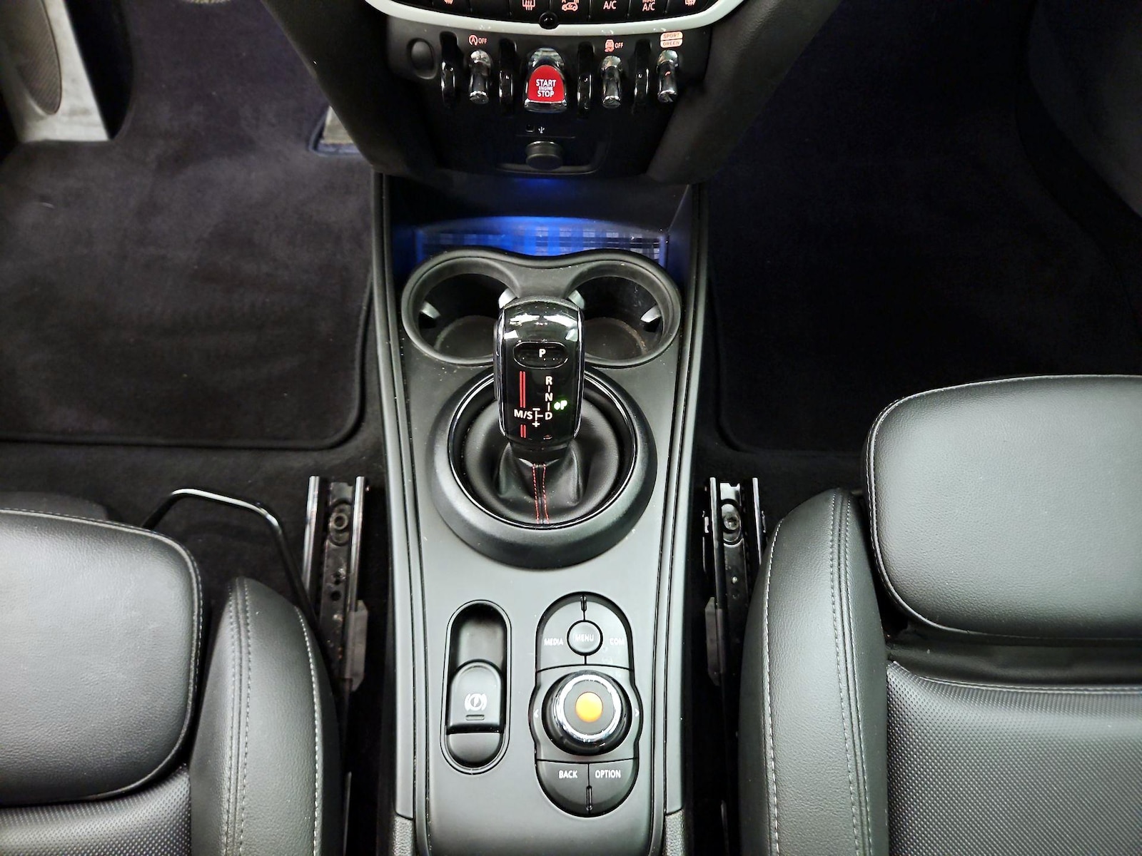 2020 MINI Countryman S - Photo 18
