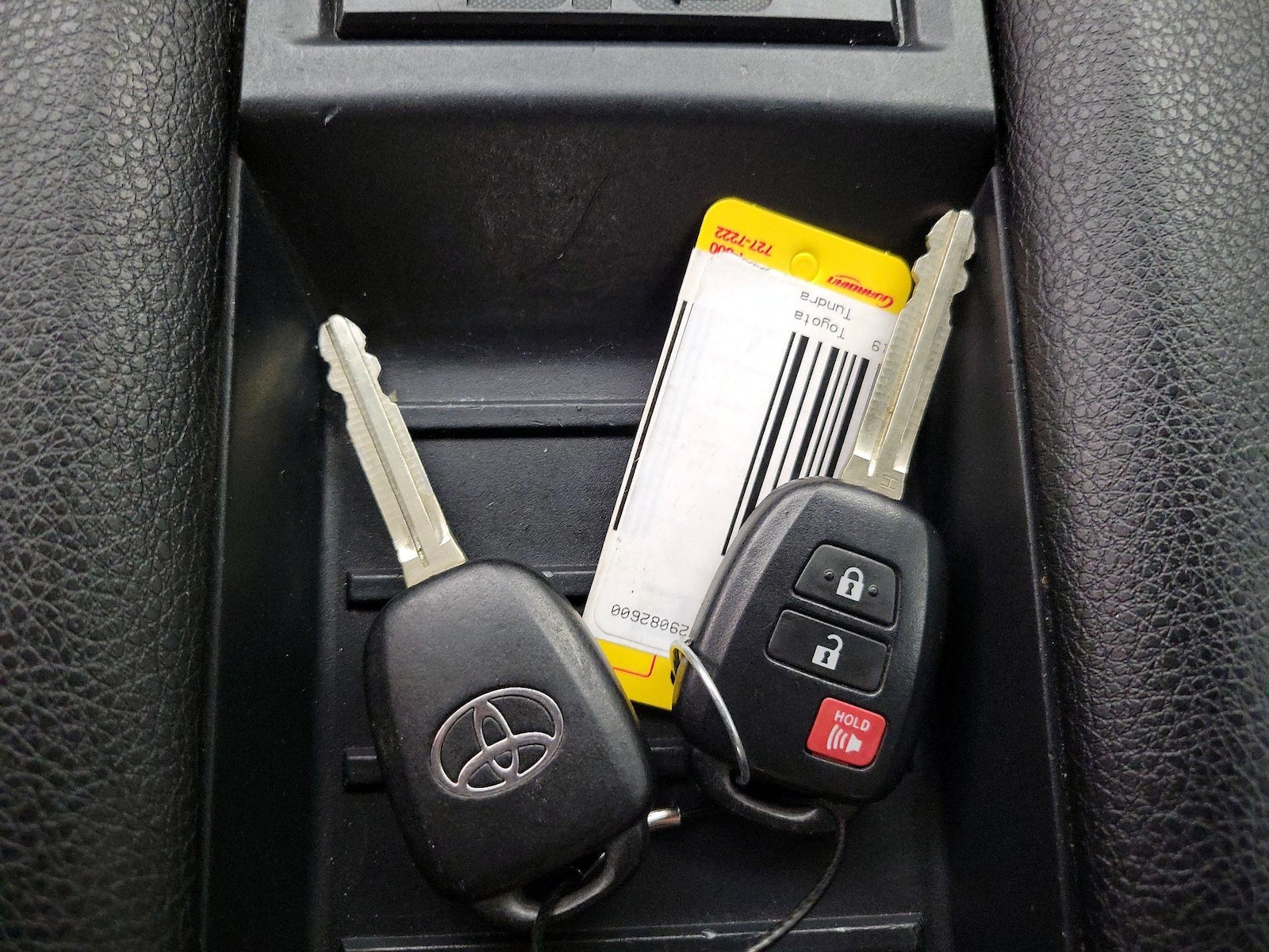 2019 Toyota Tundra SR5 - Photo 24