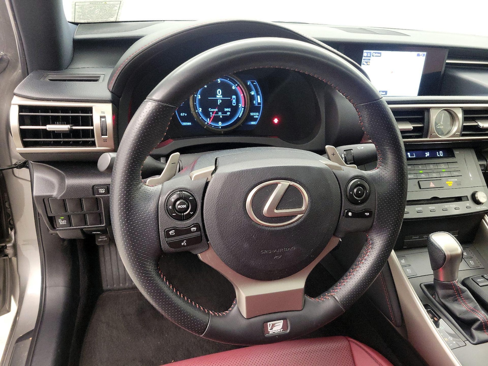 2016 Lexus IS 200t, photo 11