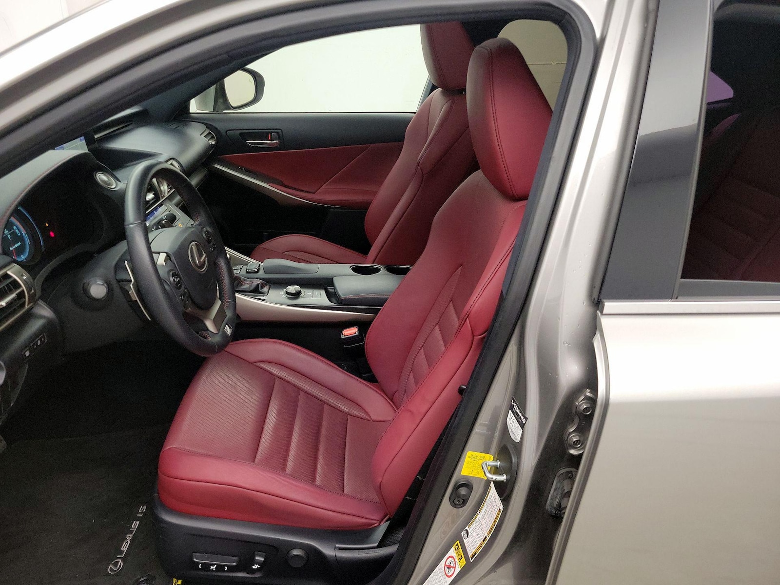 2016 Lexus IS 200t, photo 12