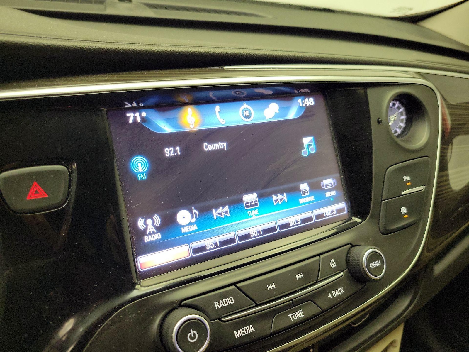 2019 Buick Envision Essence - Photo 16