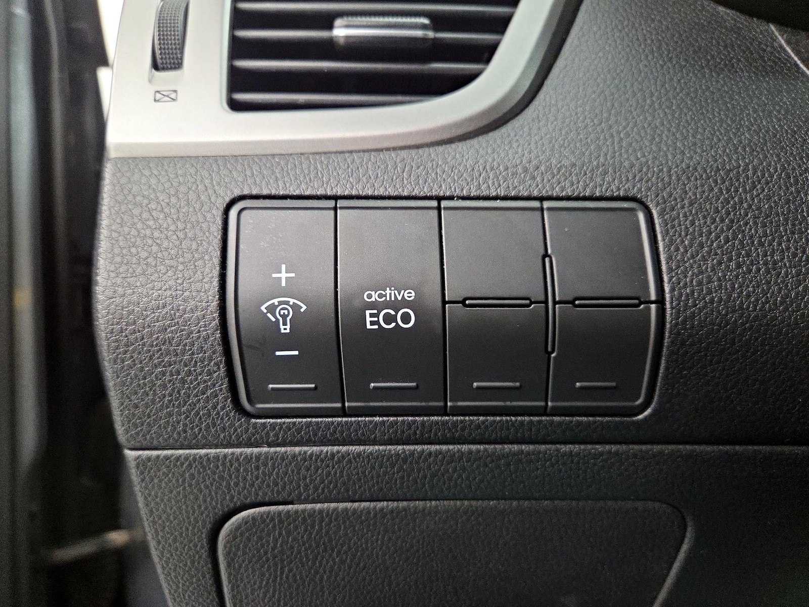 2016 Hyundai Elantra GT Base - Photo 14