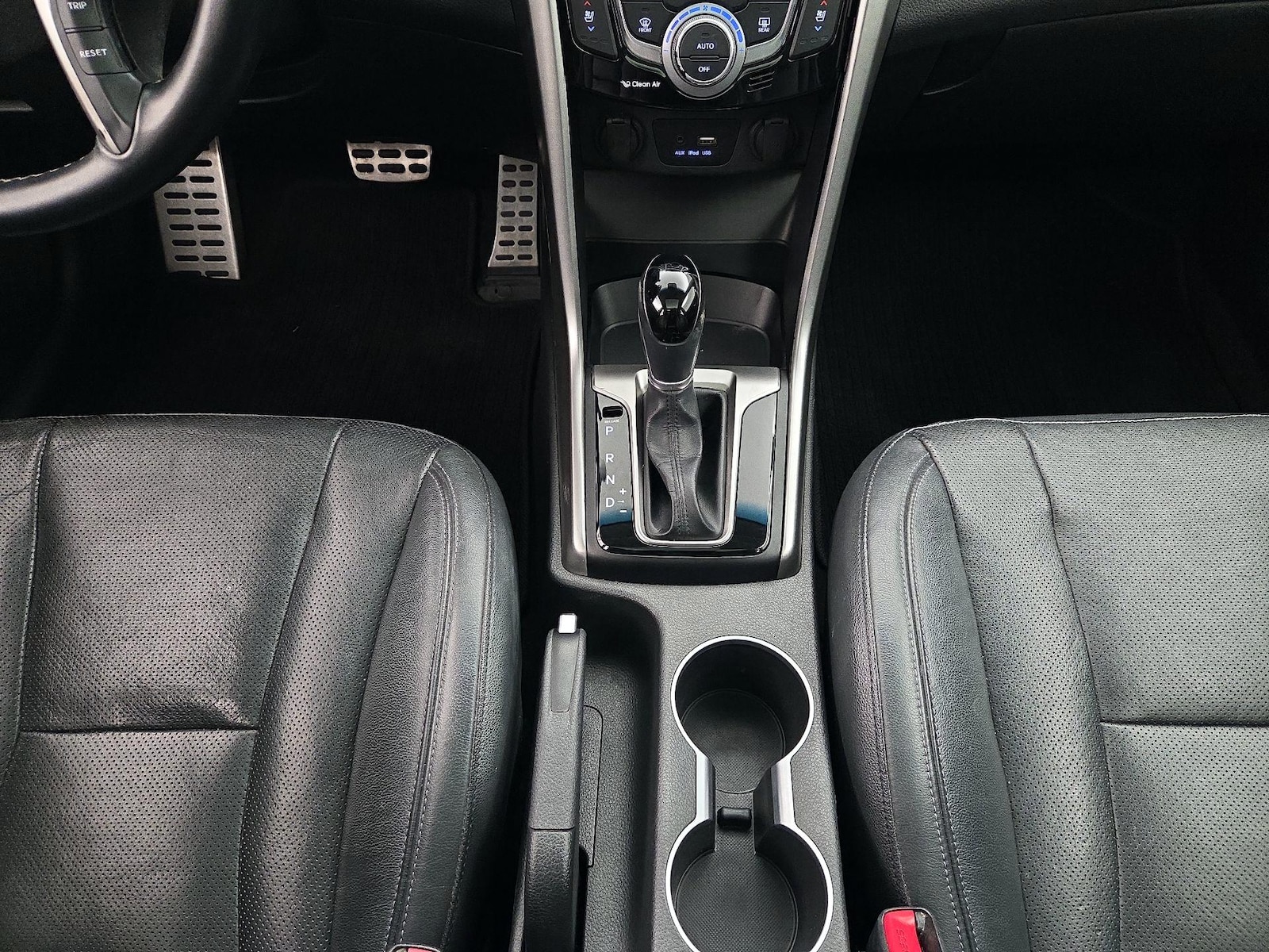 2016 Hyundai Elantra GT Base - Photo 18