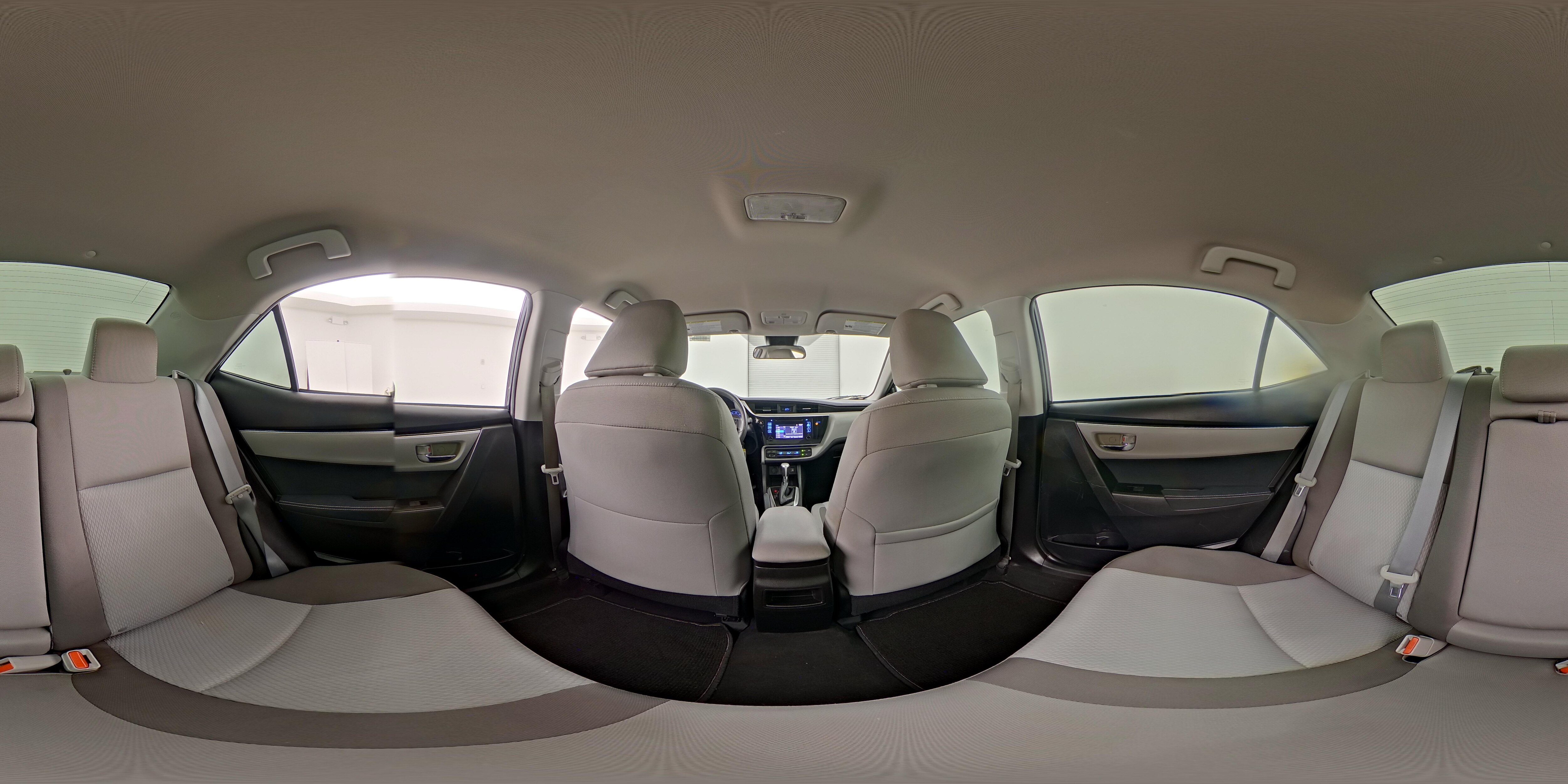 2018 Toyota Corolla LE - Photo 25
