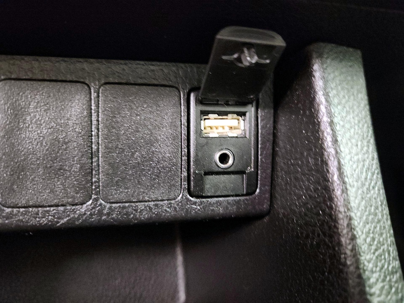 2018 Toyota Corolla LE - Photo 19